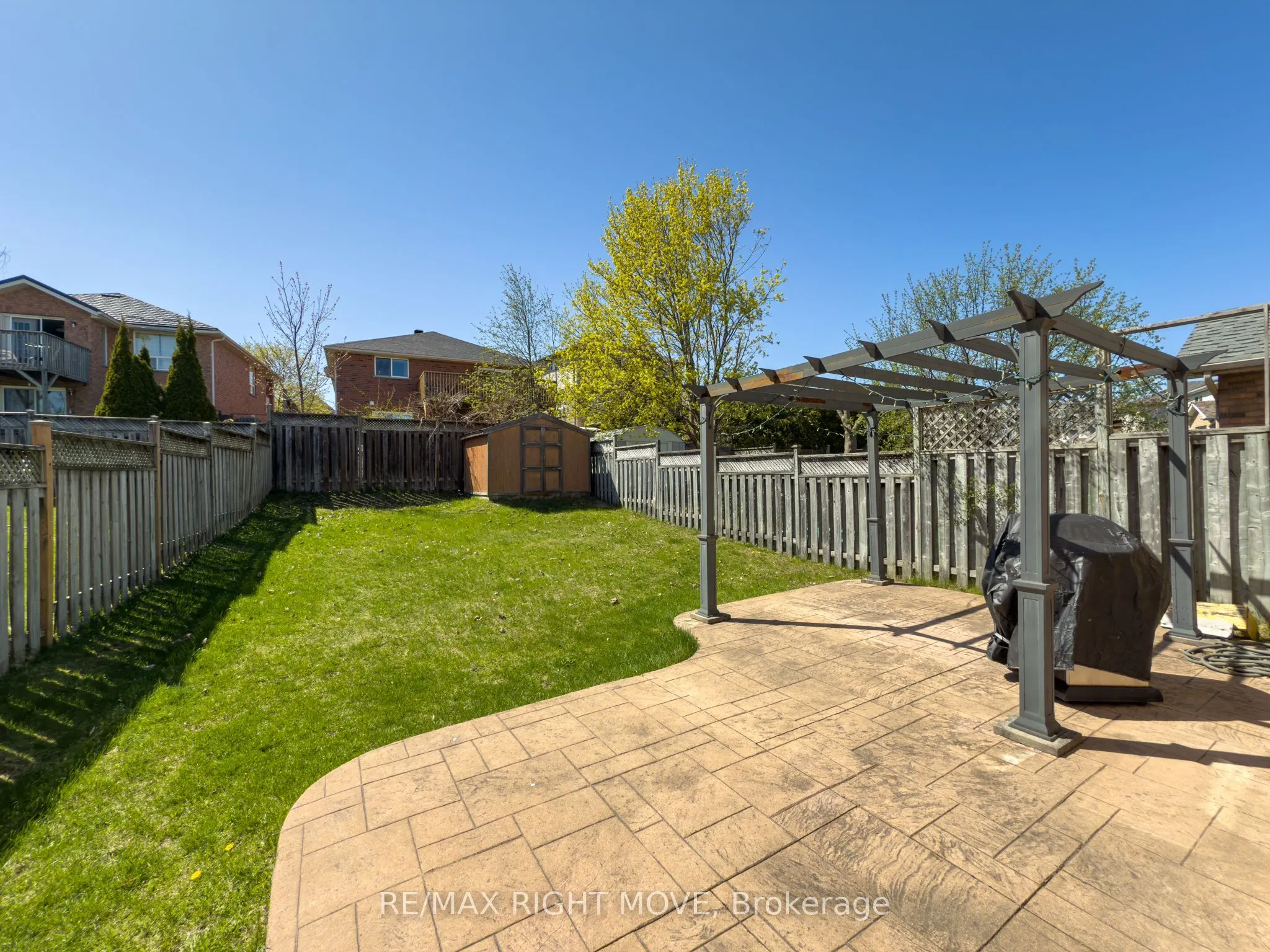 147 Julia Crescent