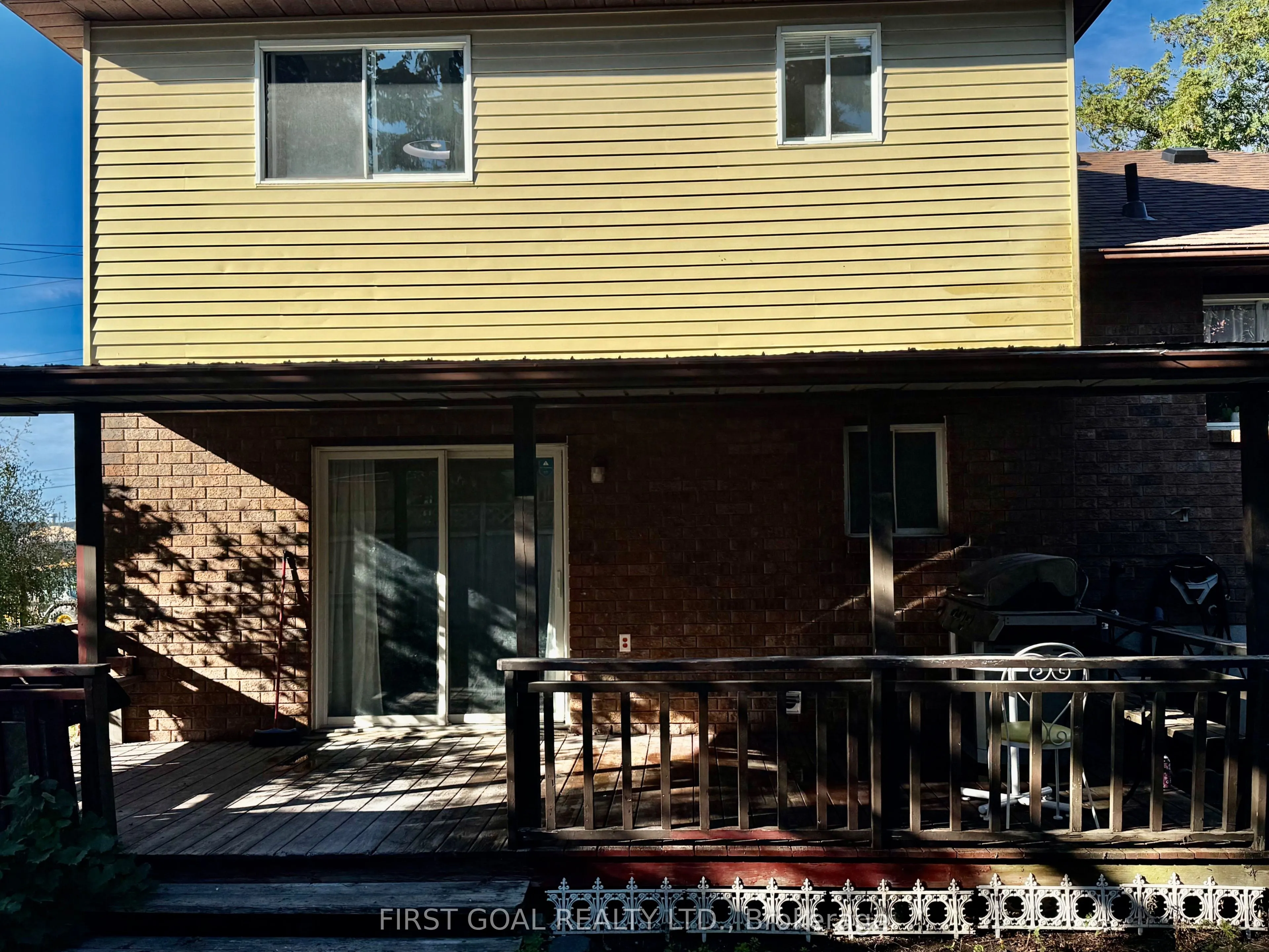 15 Little Avenue