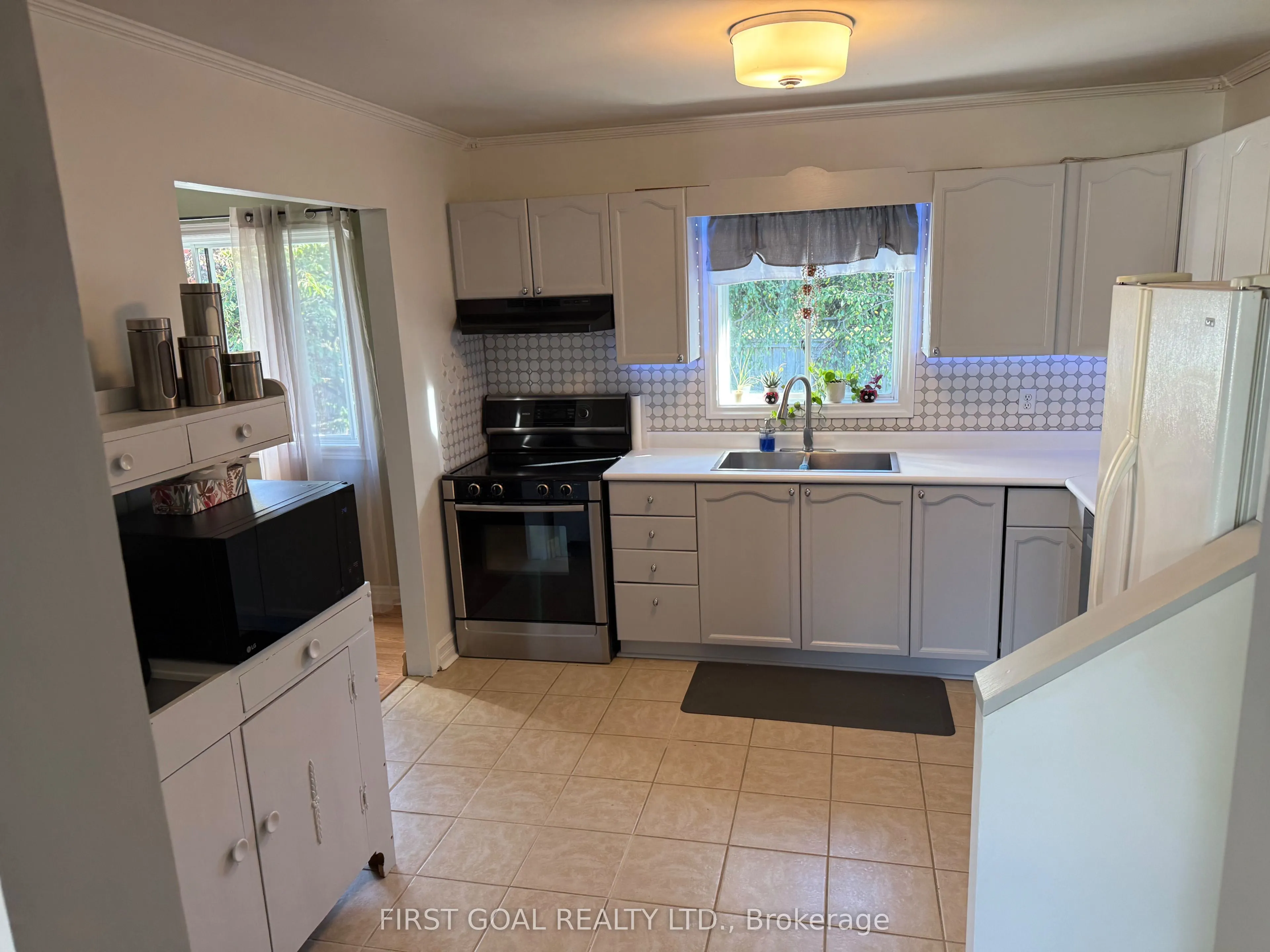 15 Little Avenue