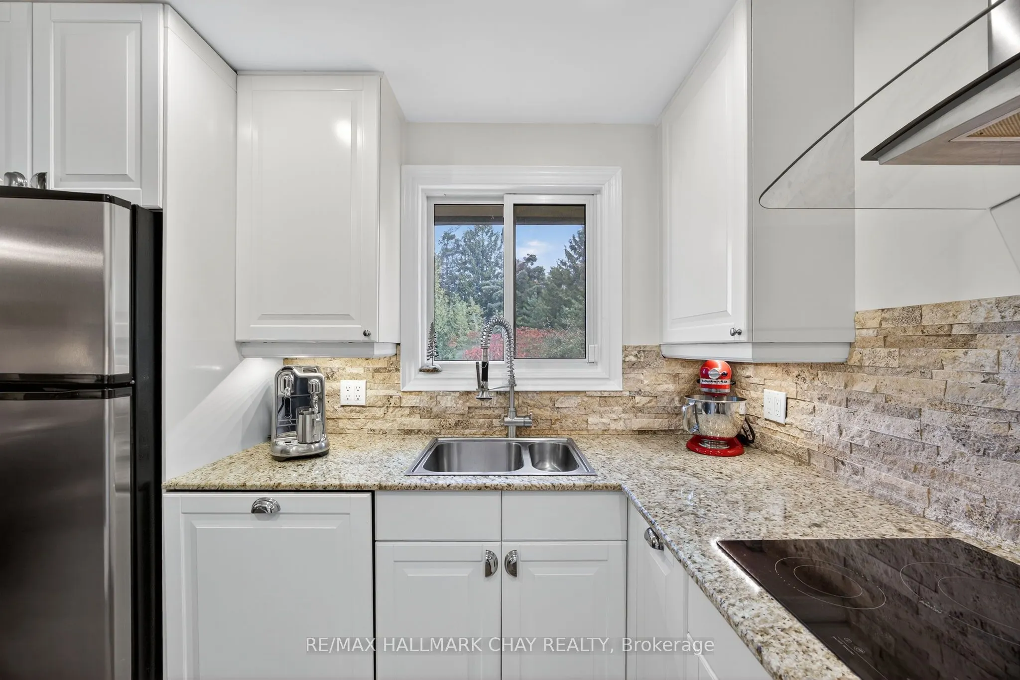 1102 Horseshoe Valley Road W, #312