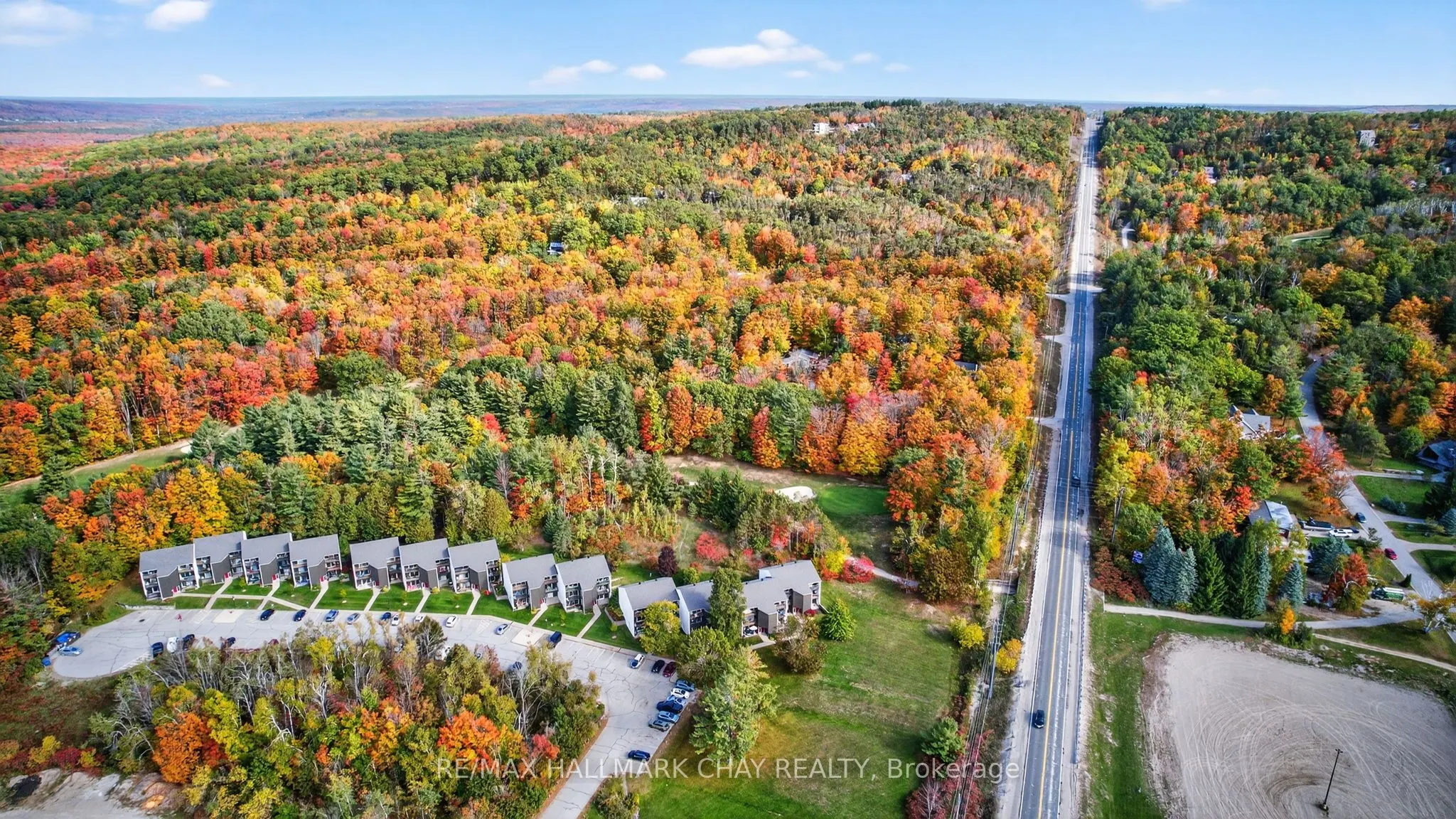 1102 Horseshoe Valley Road W, #312