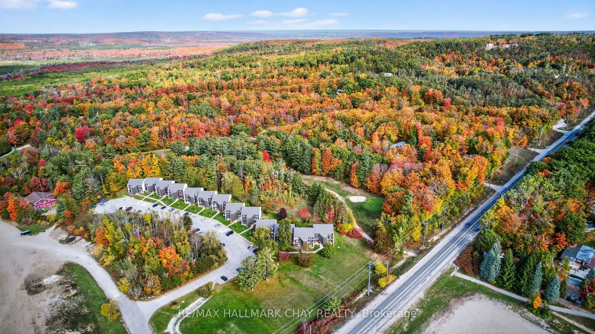 1102 Horseshoe Valley Road W, #312