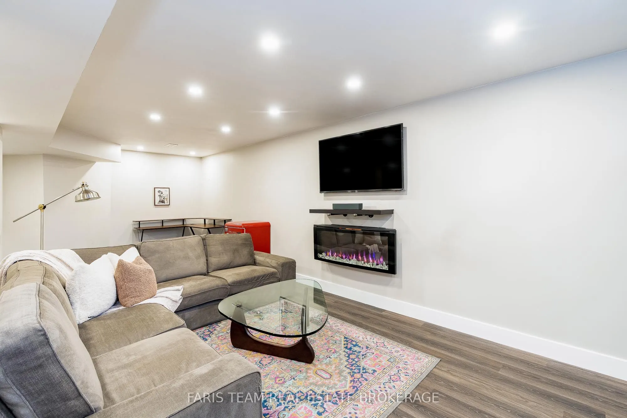 220 Churchland Drive