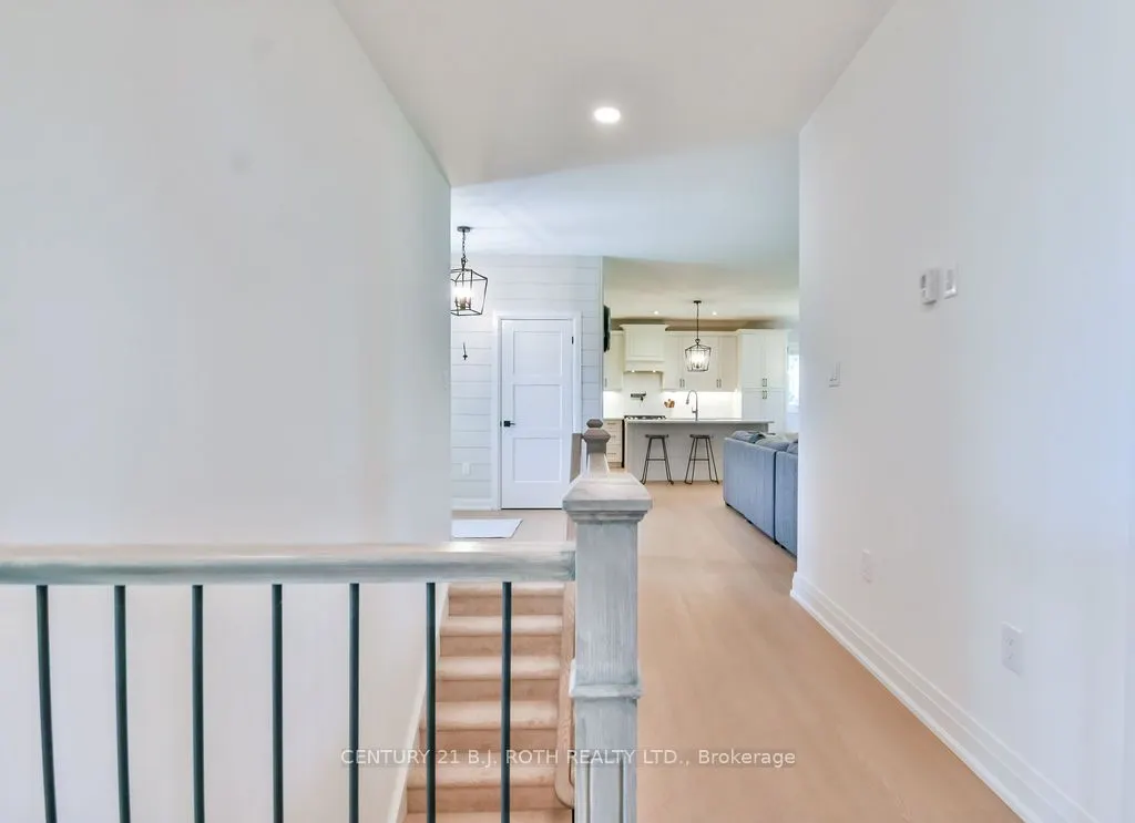 51 CHESLOCK Crescent