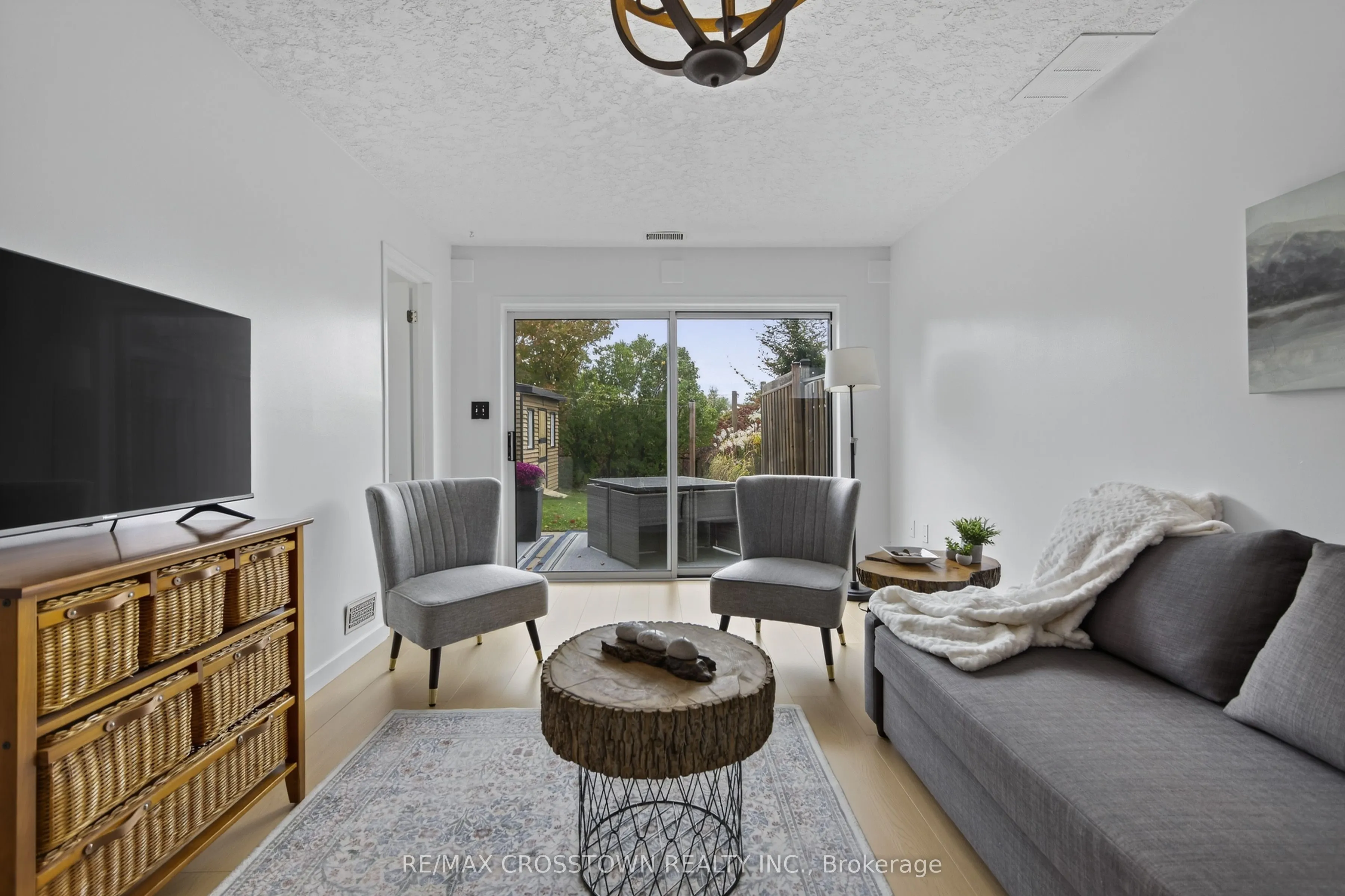 37 Seymour Crescent