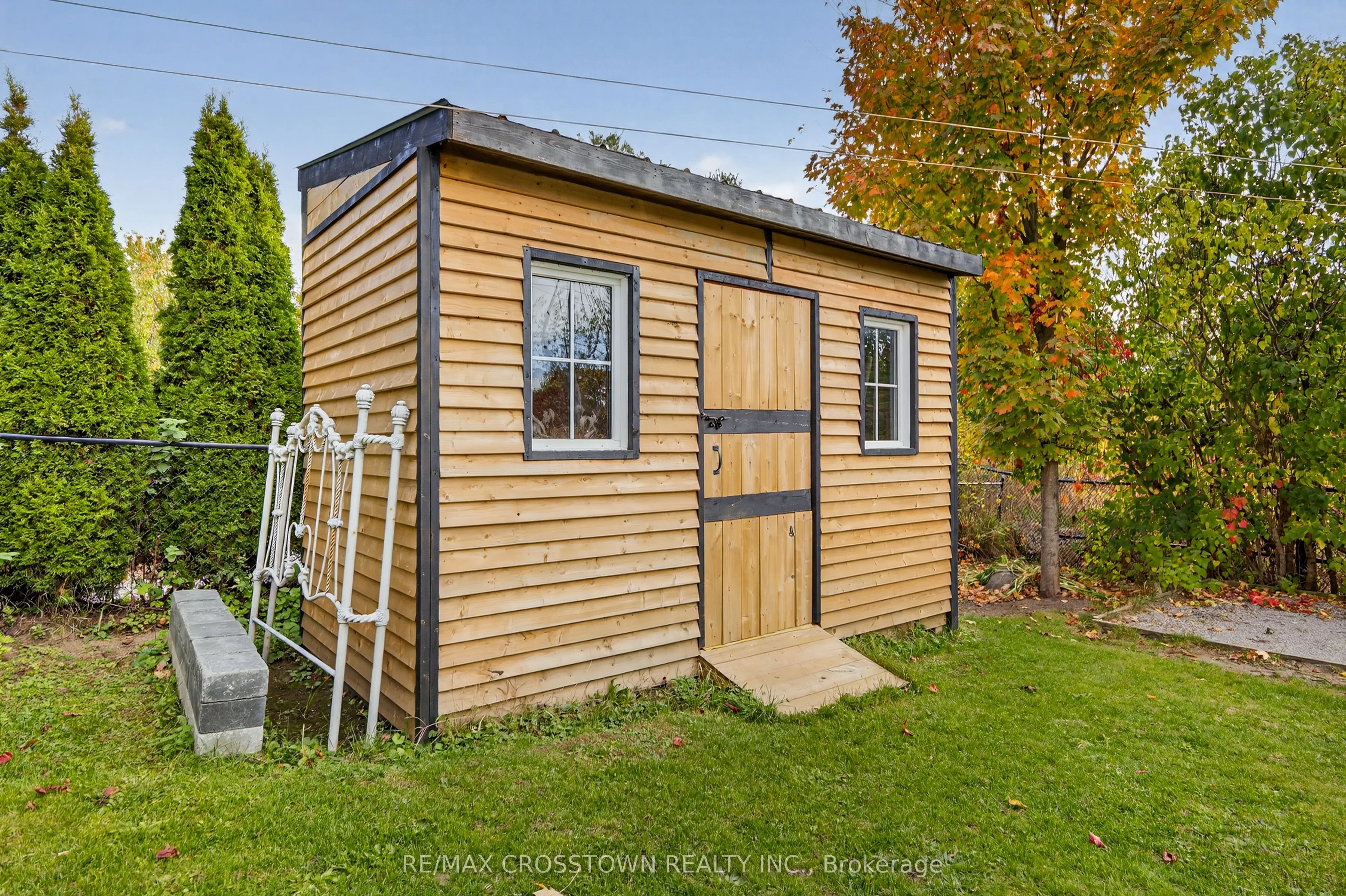 37 Seymour Crescent