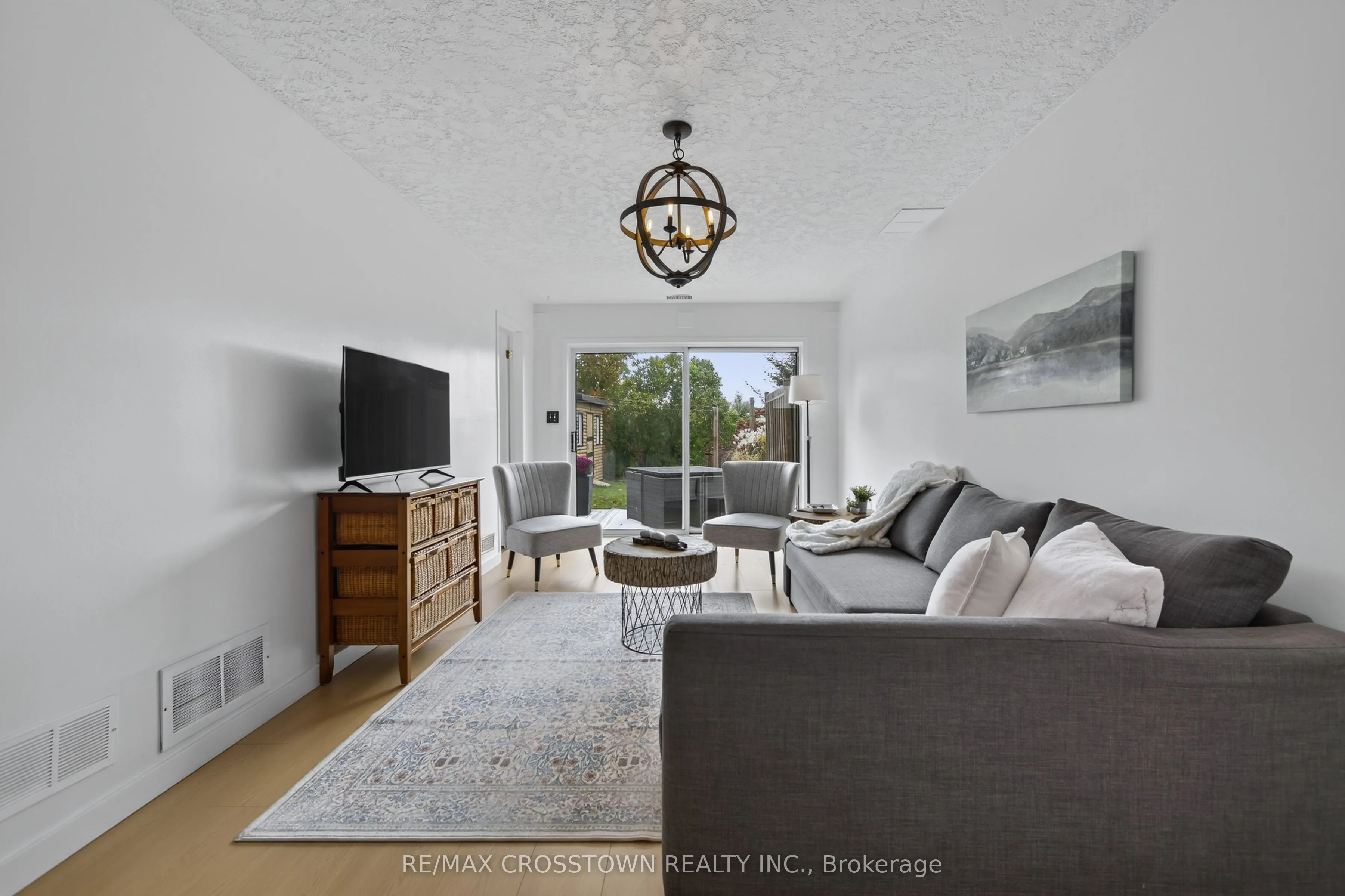 37 Seymour Crescent