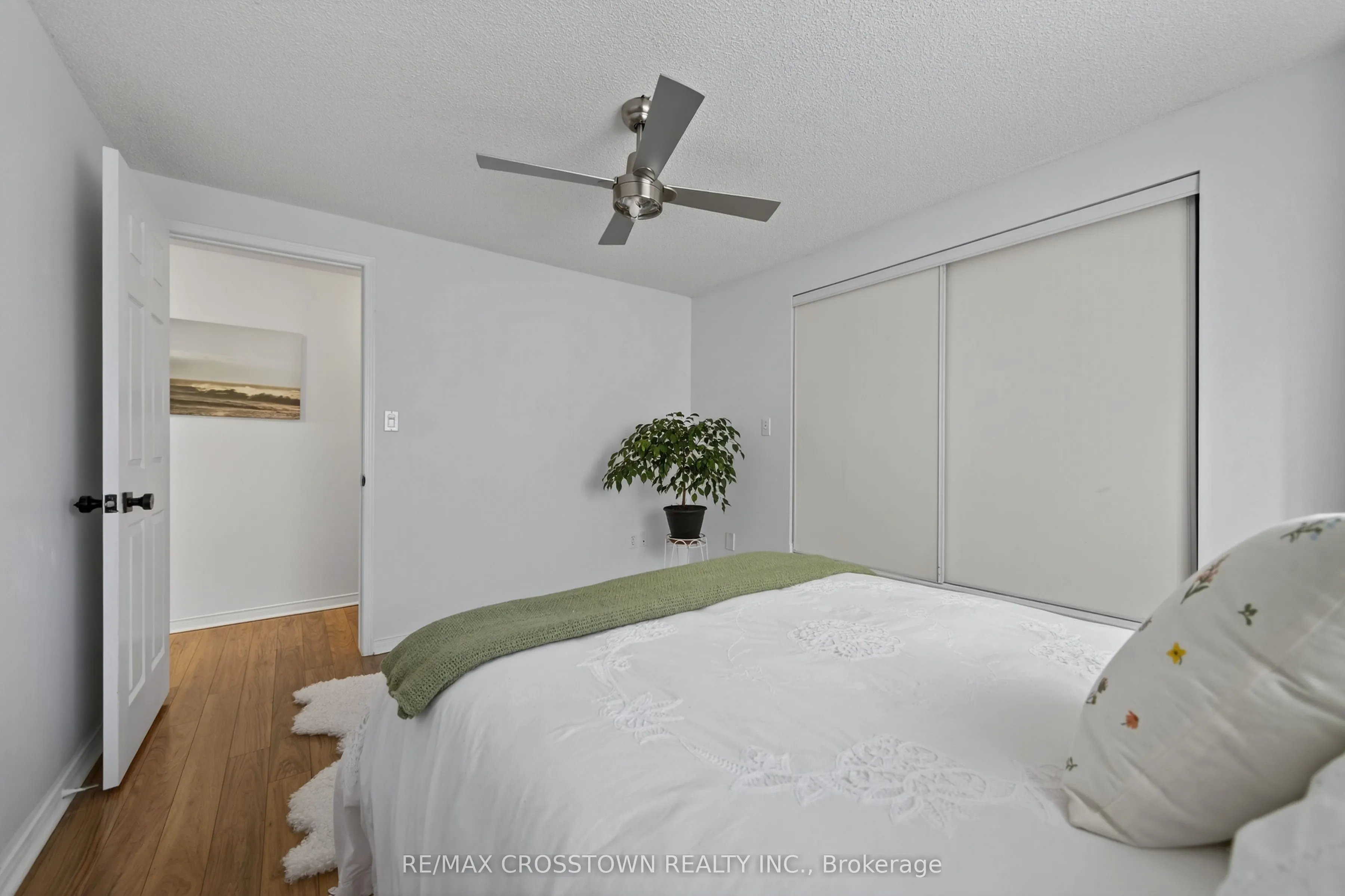 37 Seymour Crescent