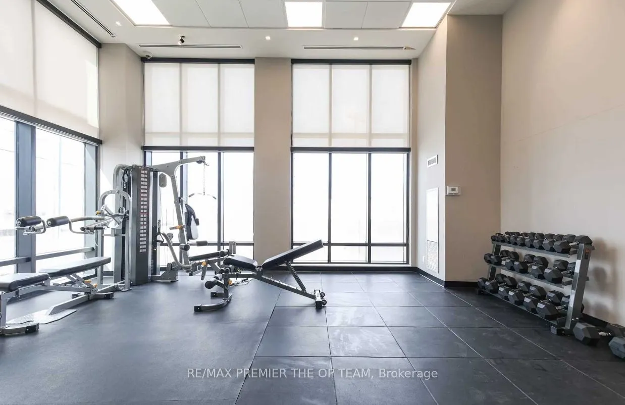 681 Yonge Street, #416