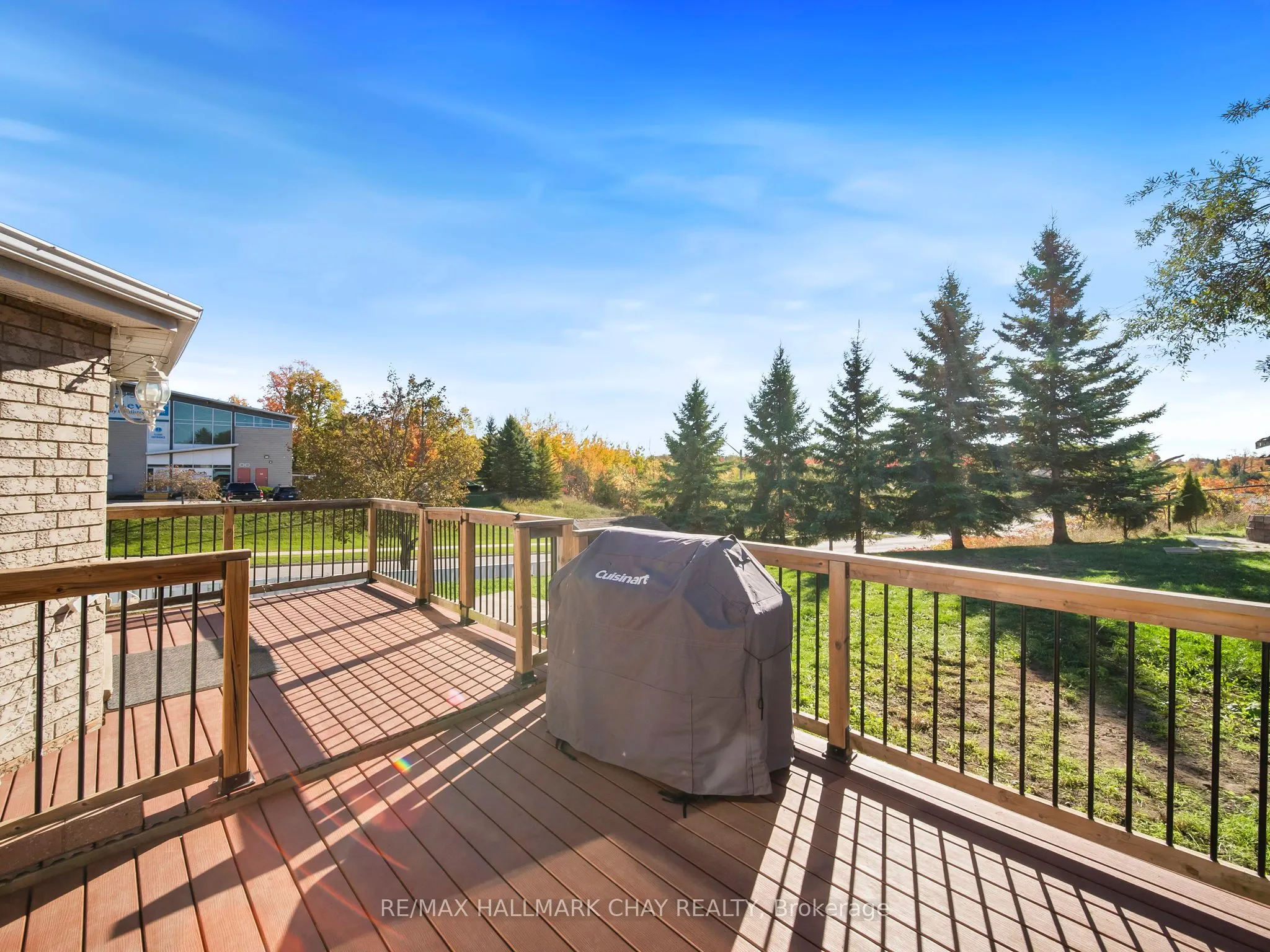 7 ASSINIBOINE Drive
