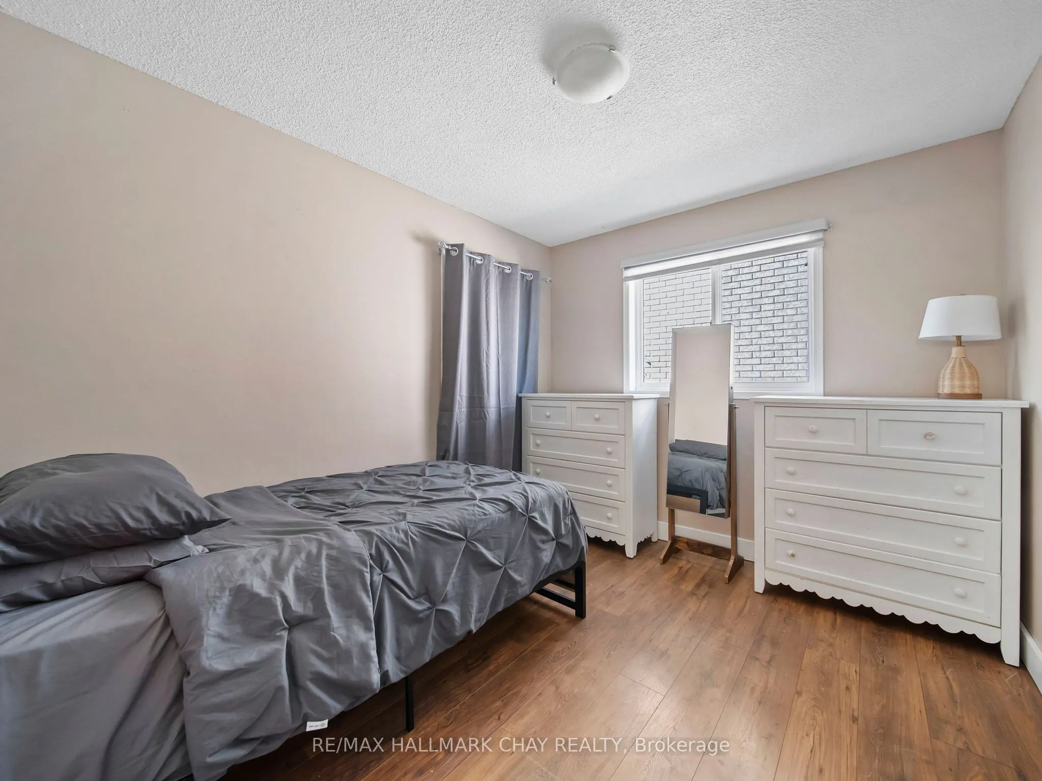 7 ASSINIBOINE Drive