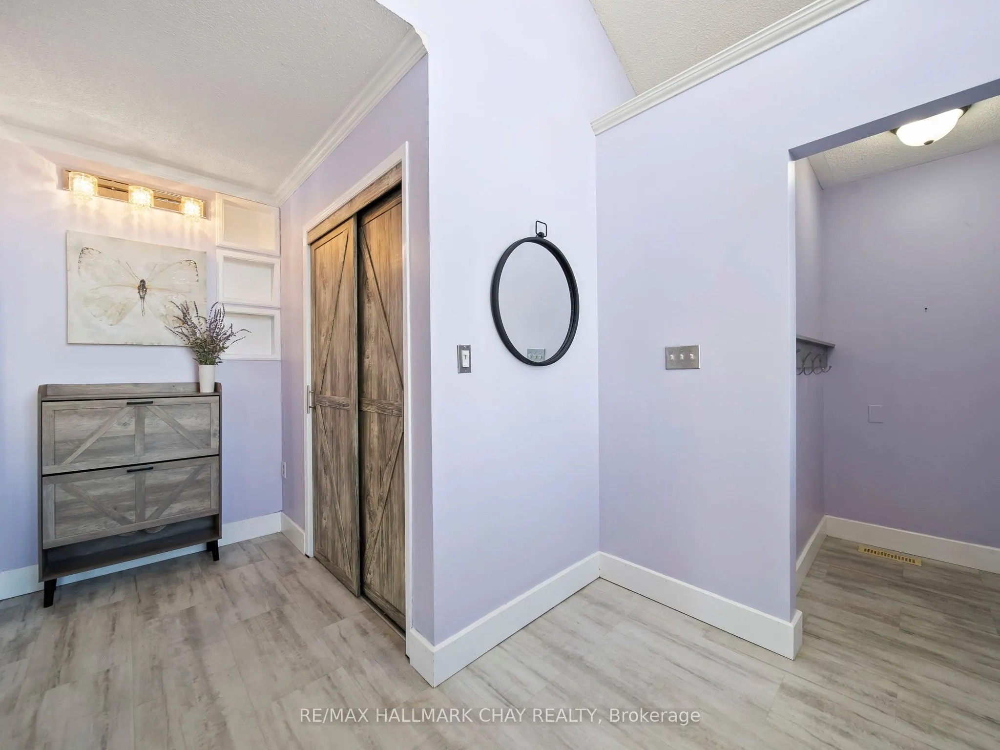 7 ASSINIBOINE Drive
