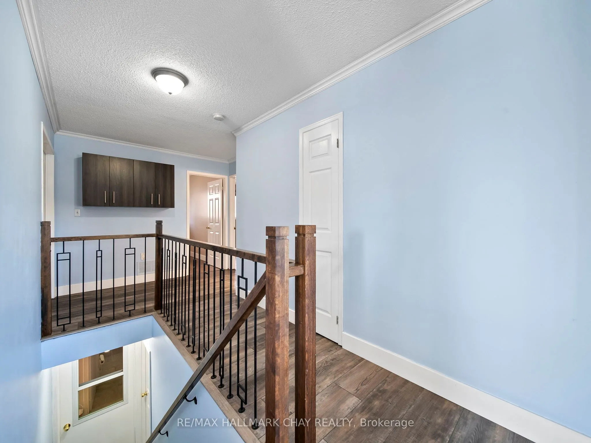 7 ASSINIBOINE Drive