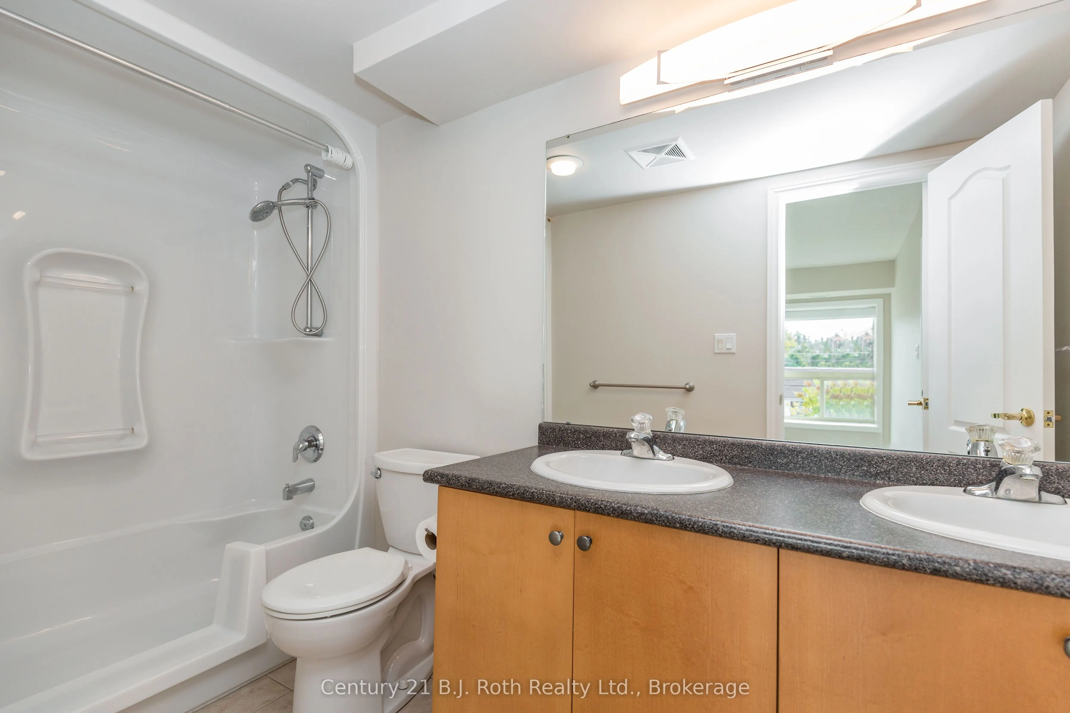 486 Laclie Street, #311