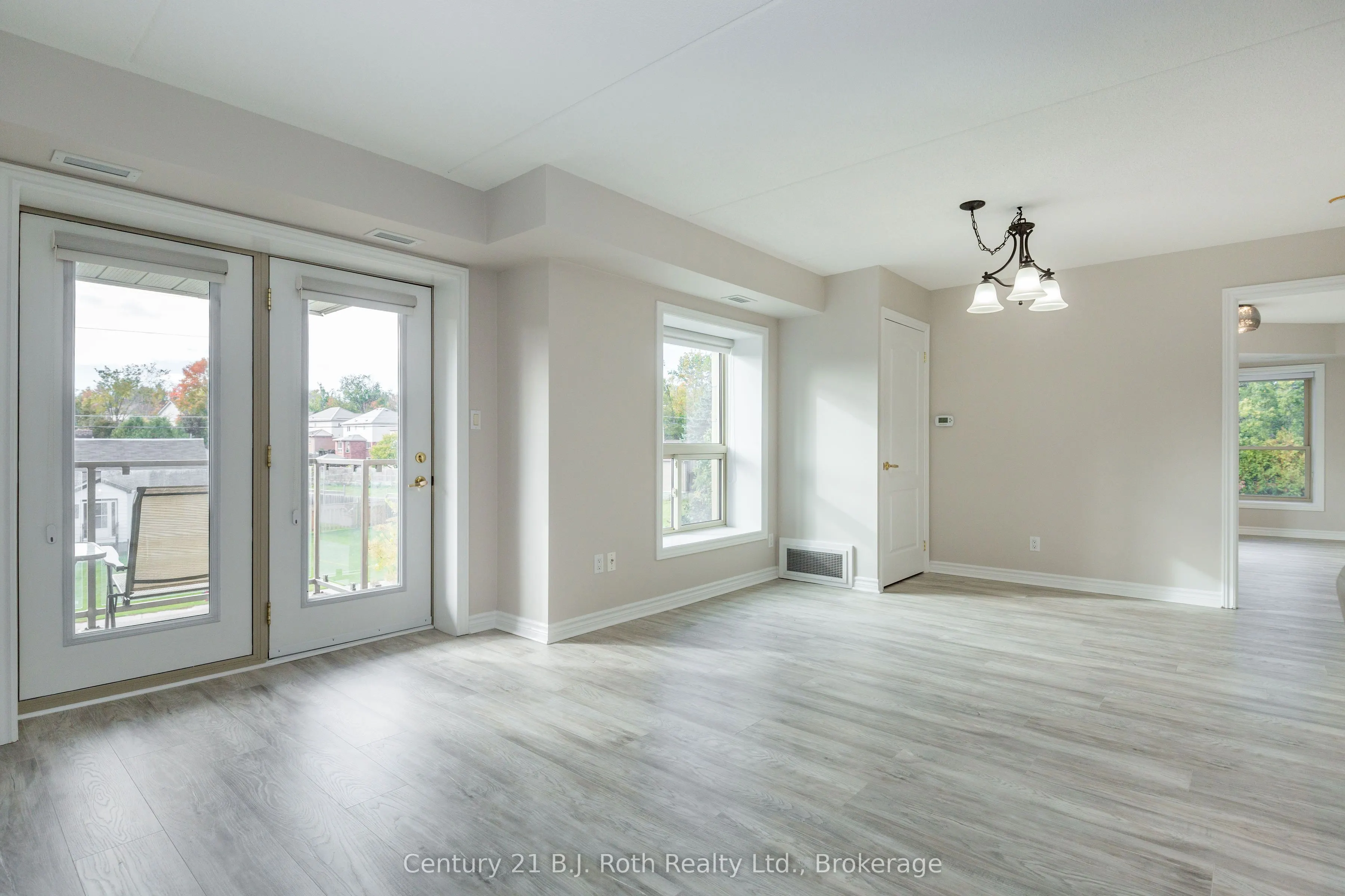 486 Laclie Street, #311
