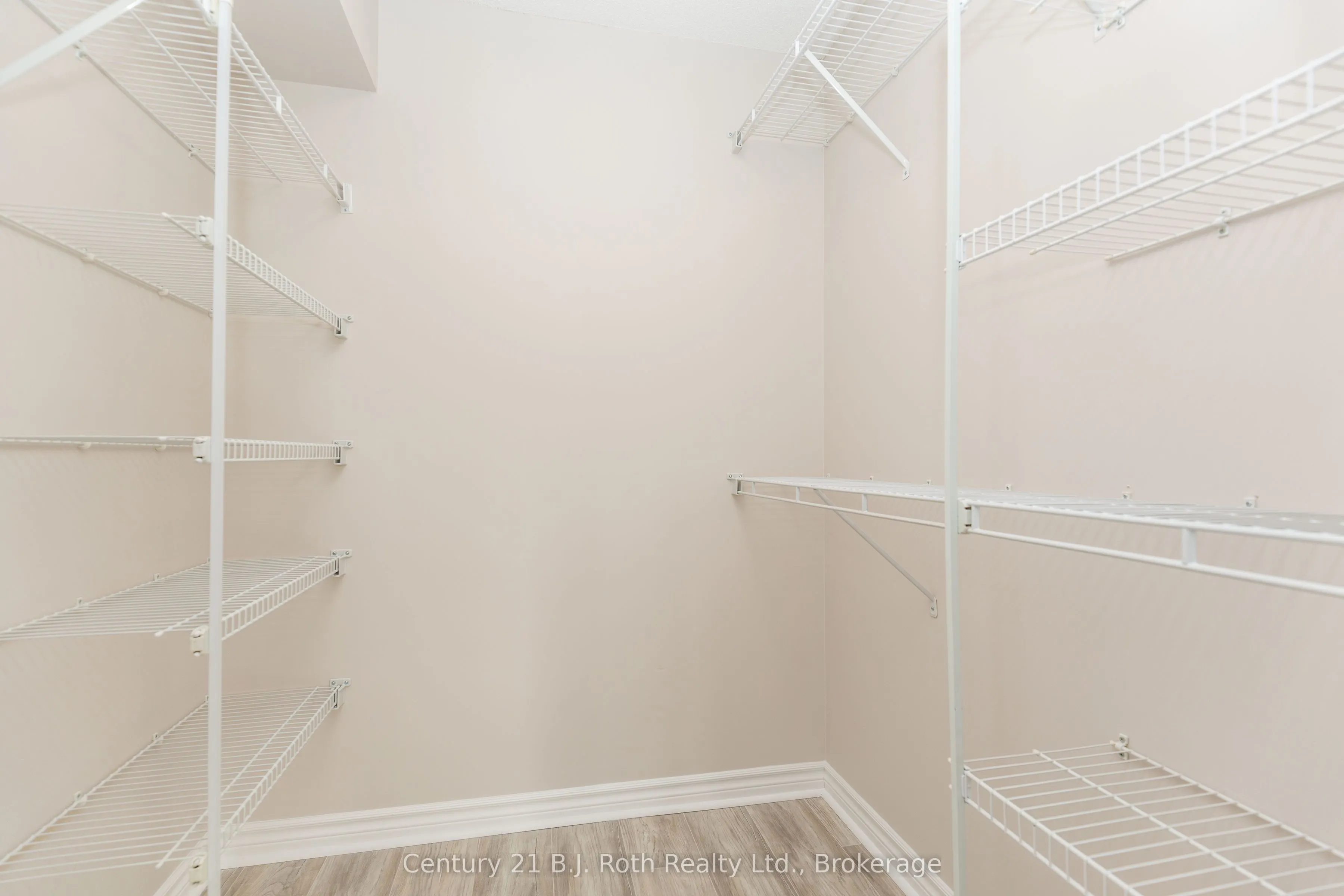 486 Laclie Street, #311