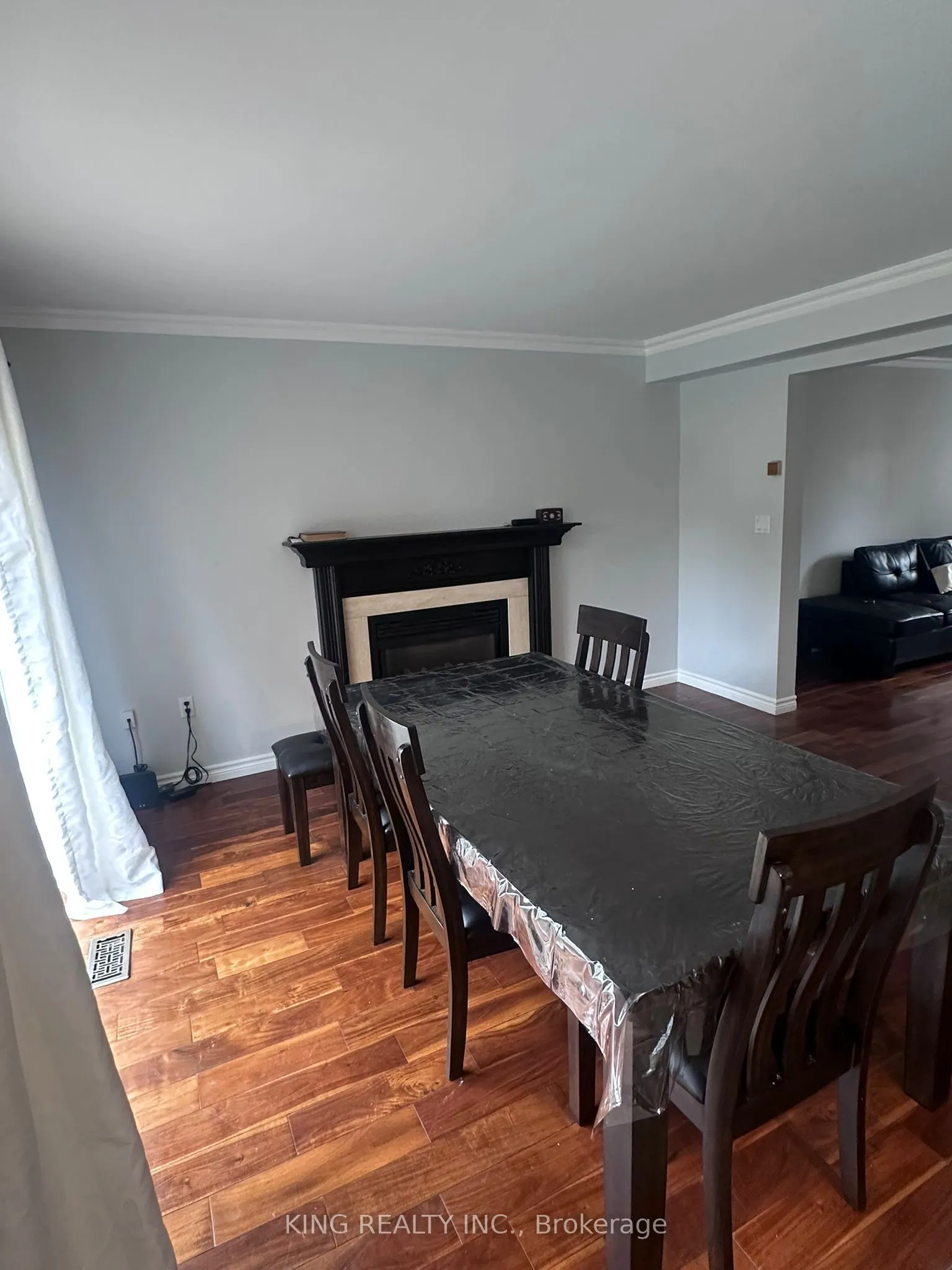 9 Whitehorn Crescent