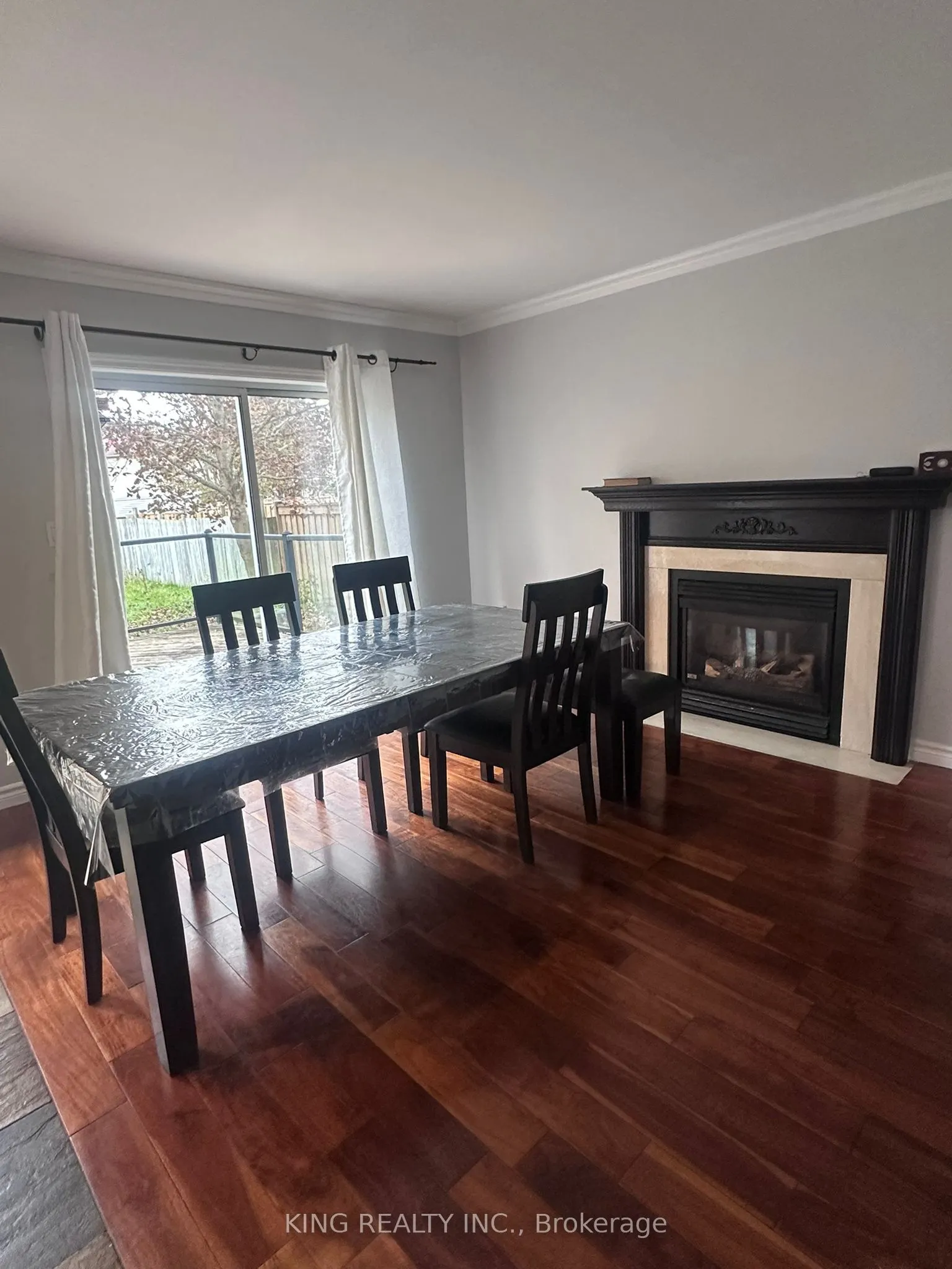 9 Whitehorn Crescent