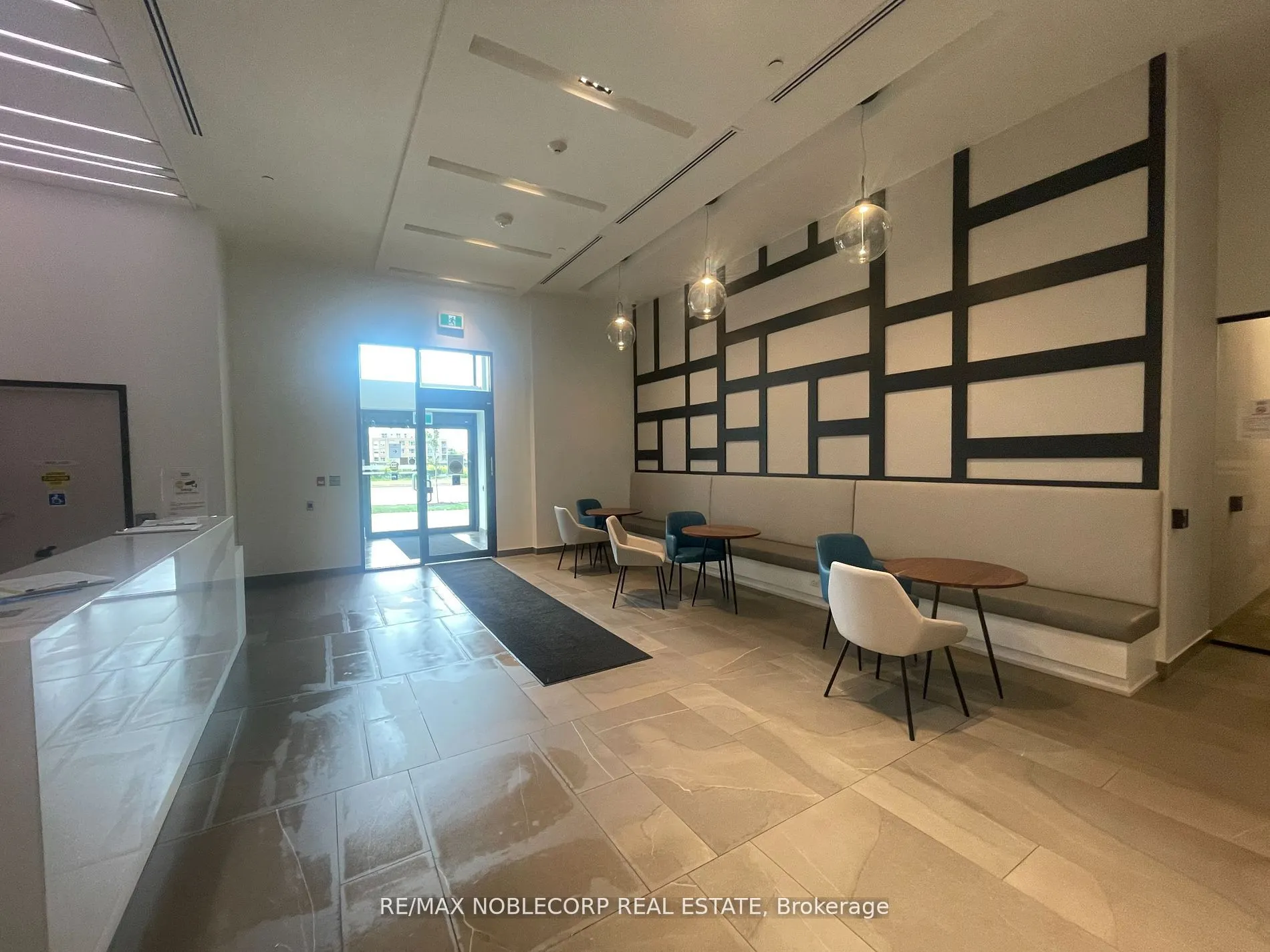 681 Yonge Street, #316