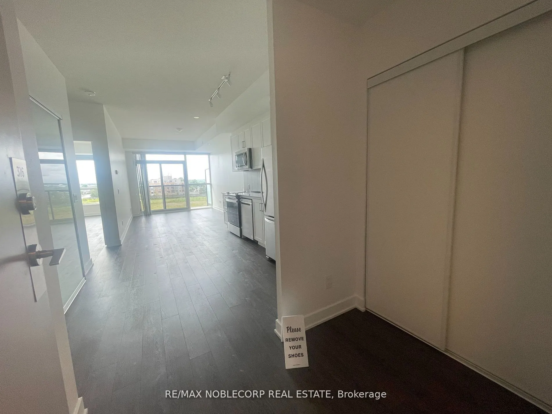681 Yonge Street, #316