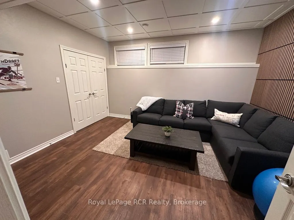21 Starboard Road, #21