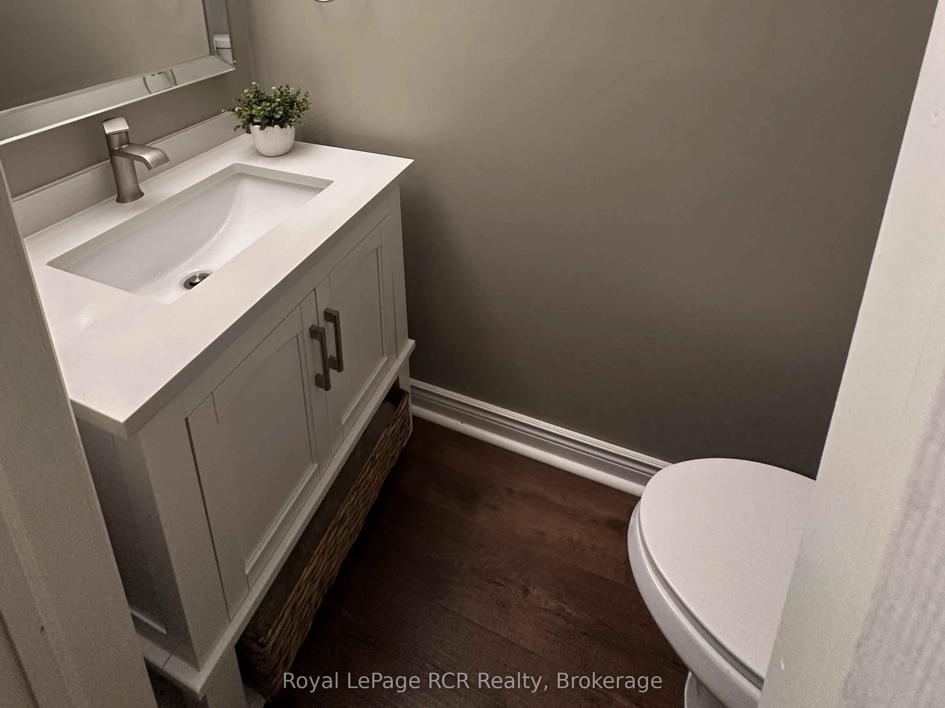 21 Starboard Road, #21