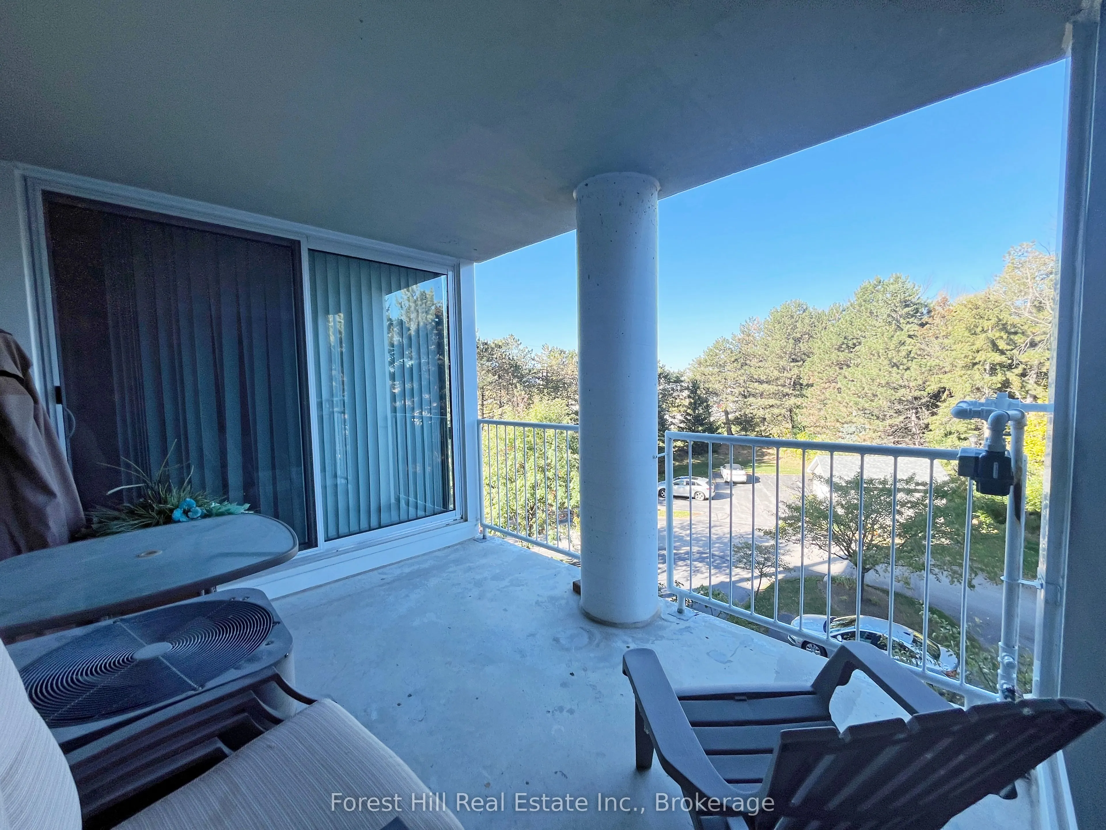 24 Ramblings Way, #402