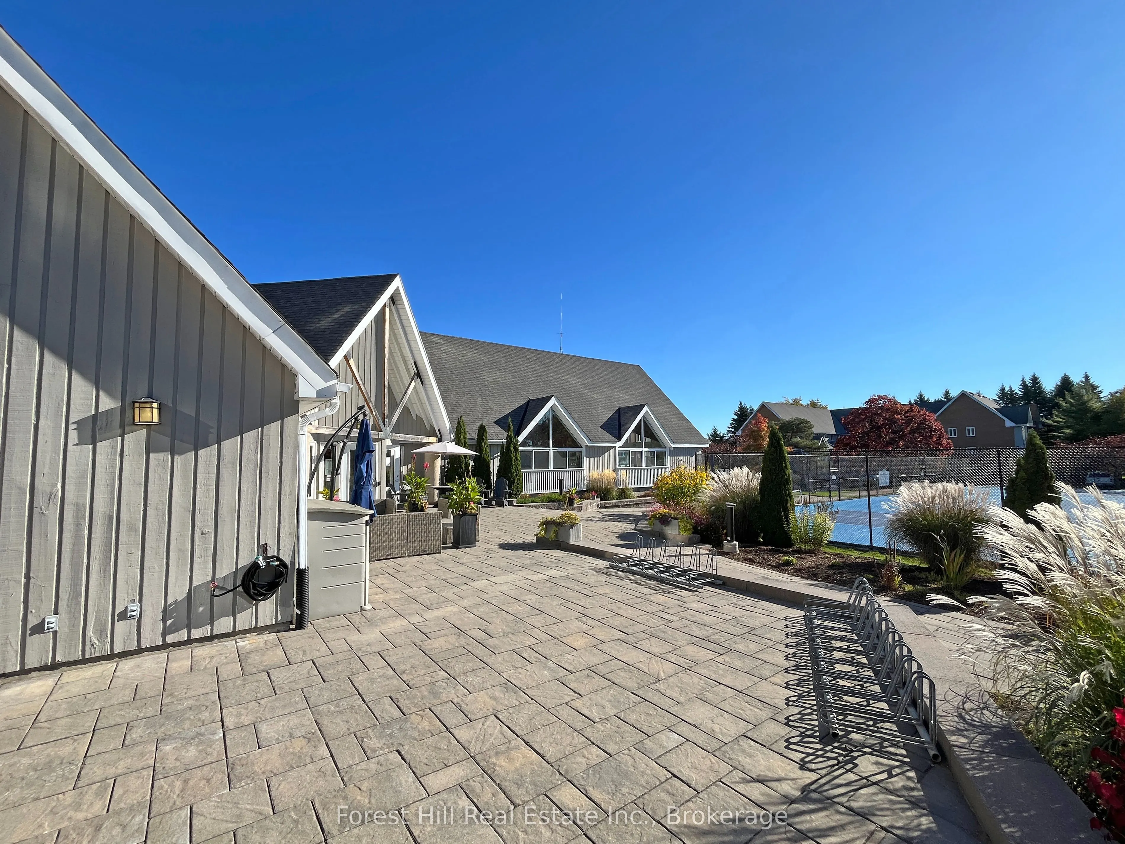24 Ramblings Way, #402