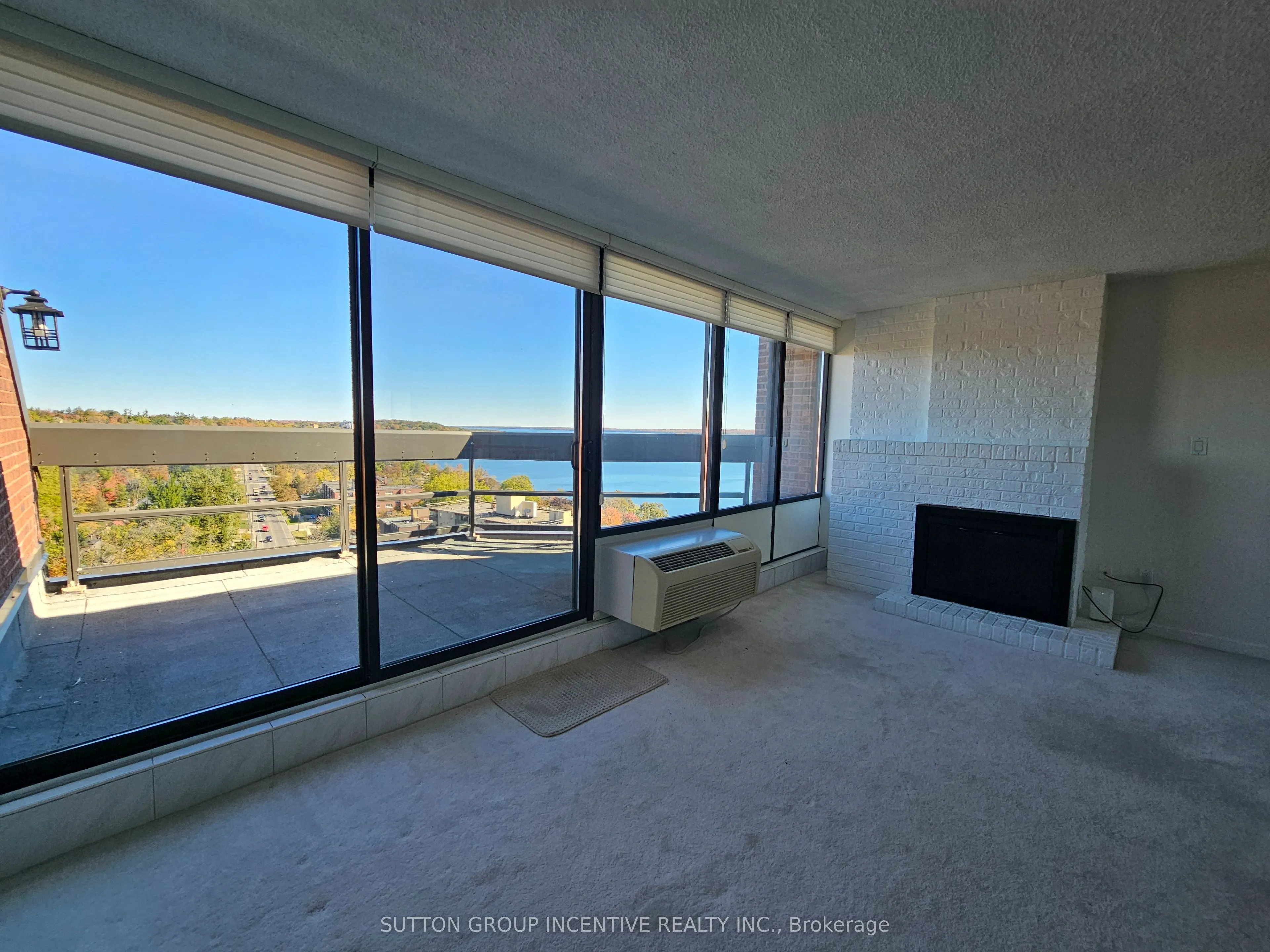 181 COLLIER Street, #PH-1503