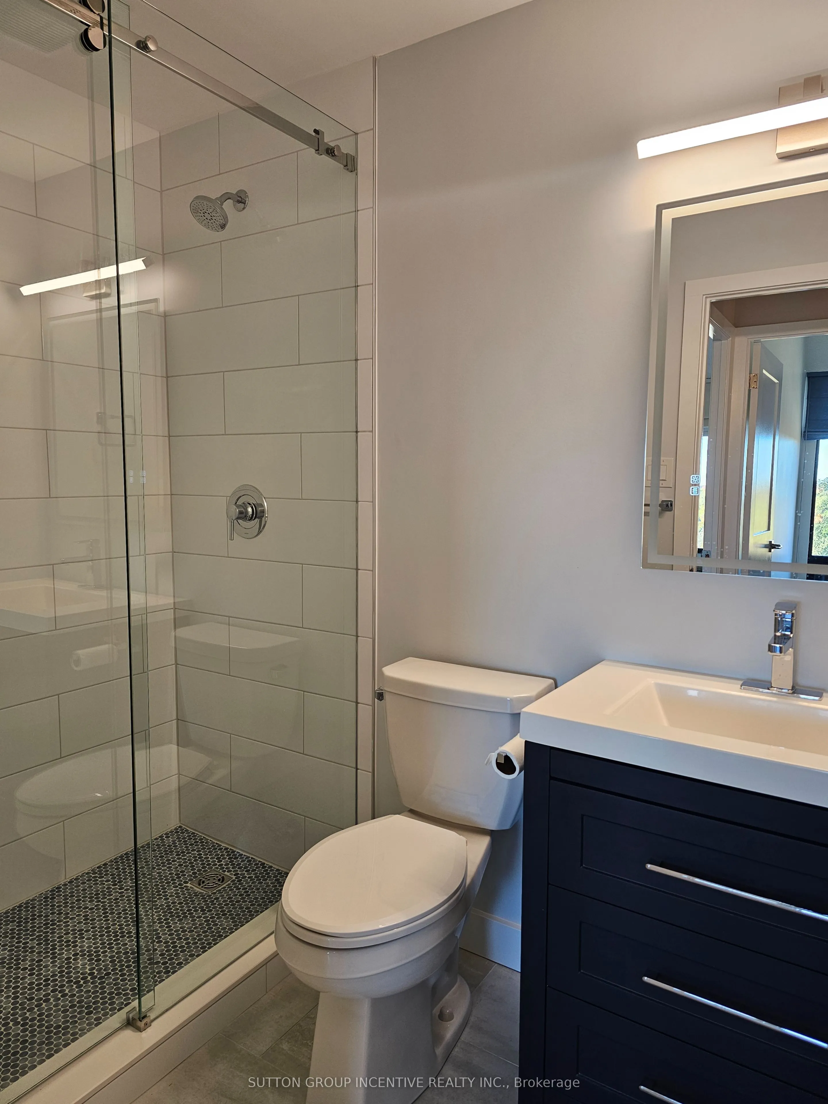 181 COLLIER Street, #PH-1503