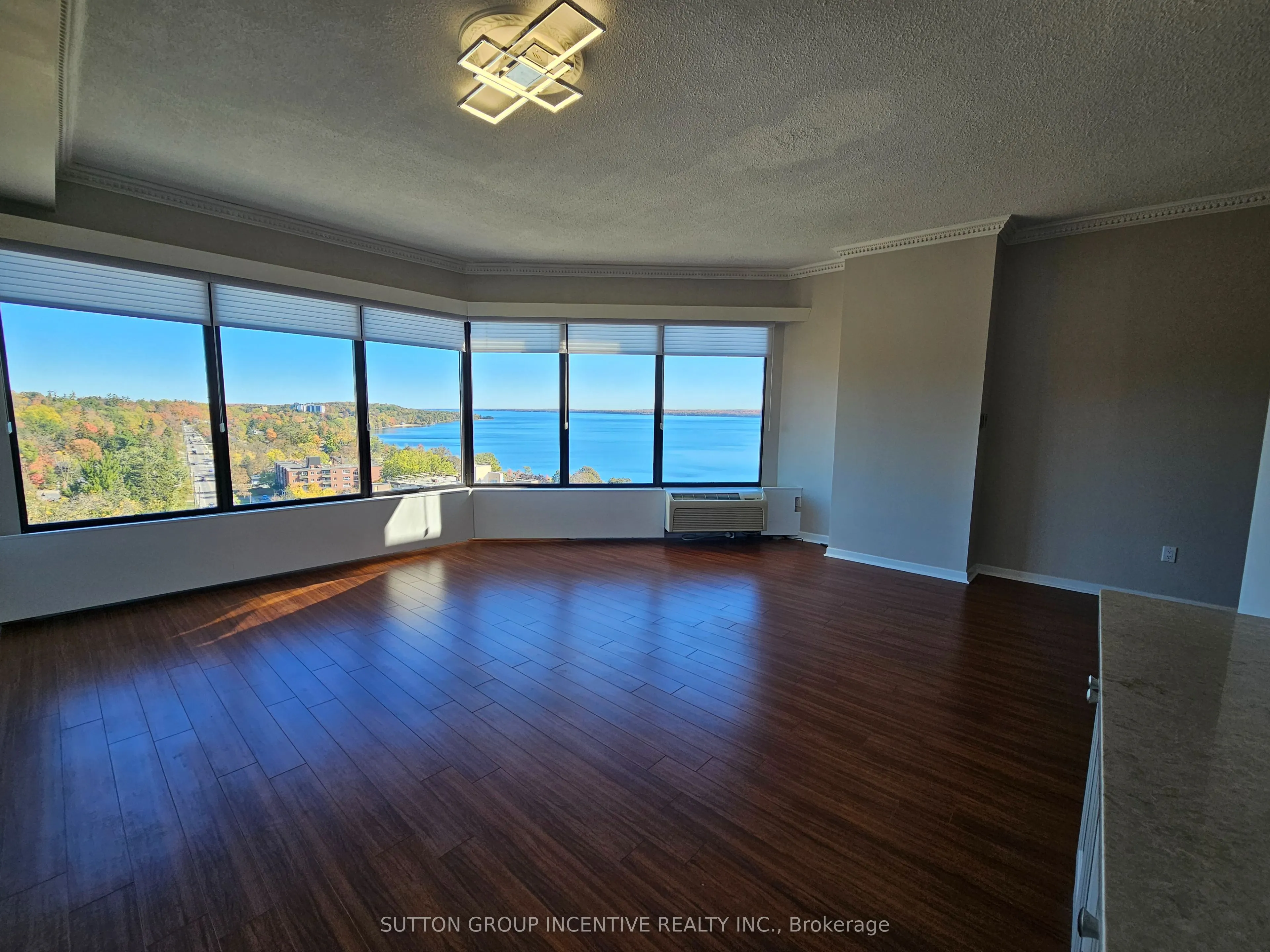 181 COLLIER Street, #PH-1503
