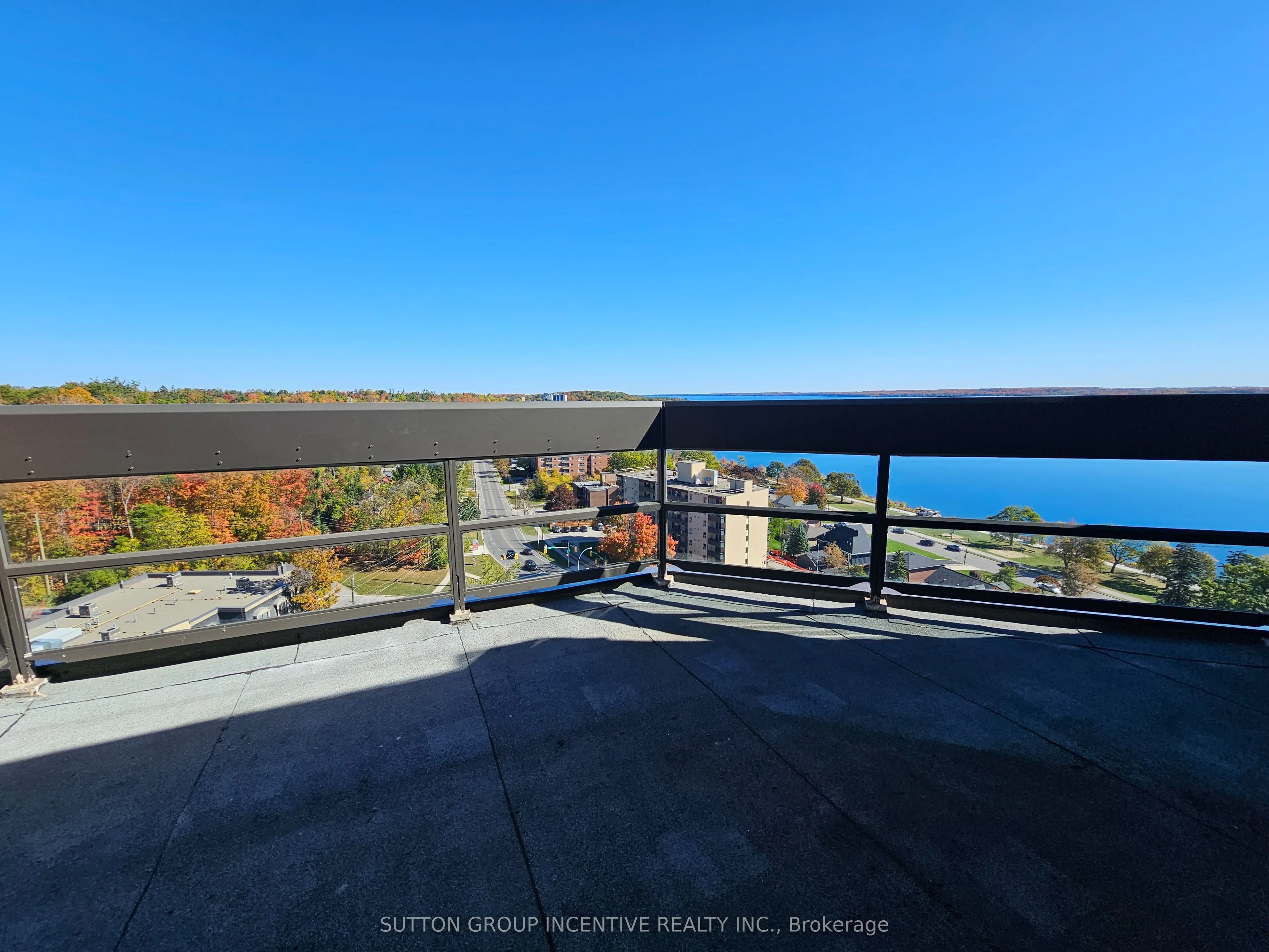 181 COLLIER Street, #PH-1503