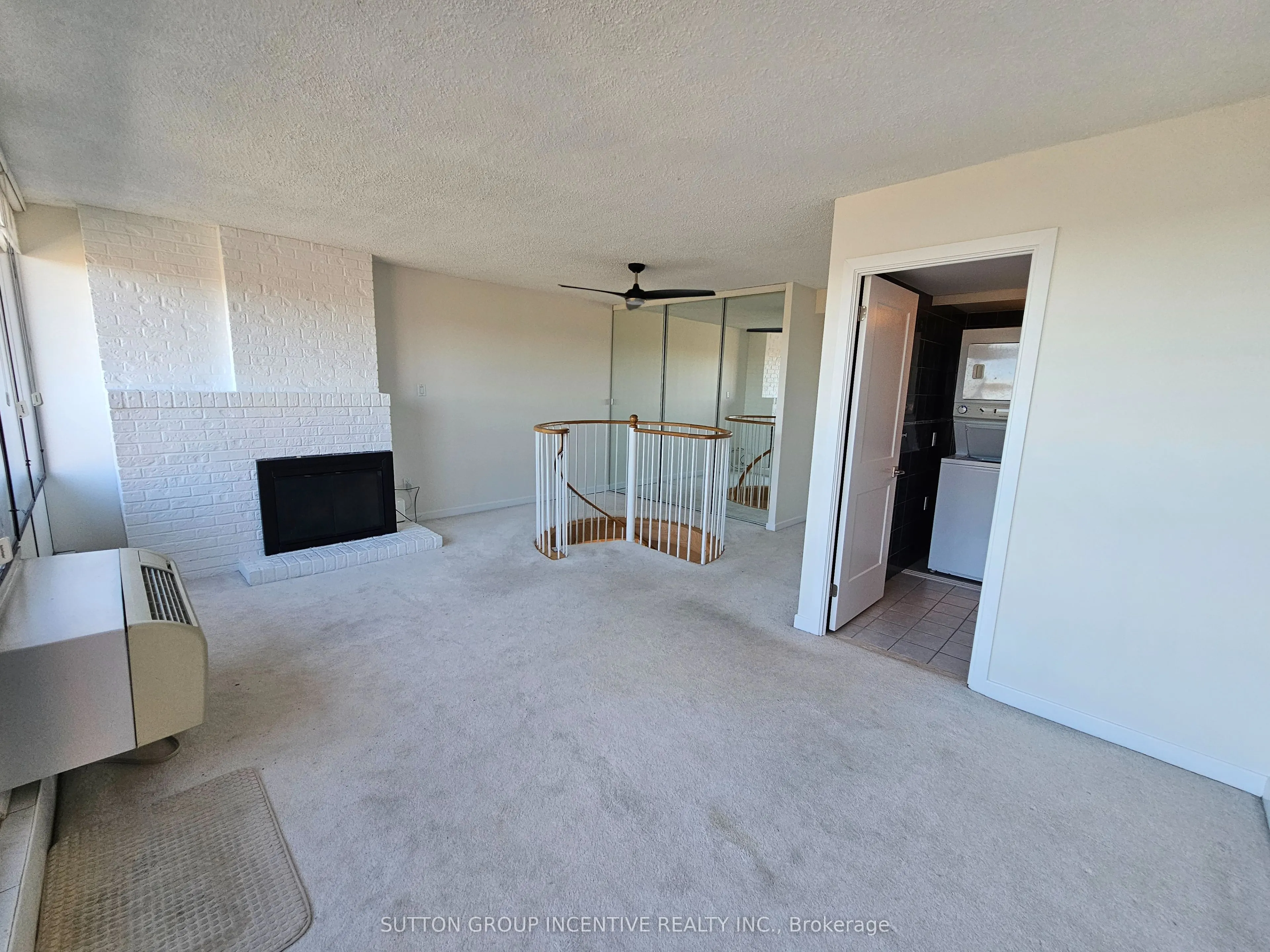 181 COLLIER Street, #PH-1503