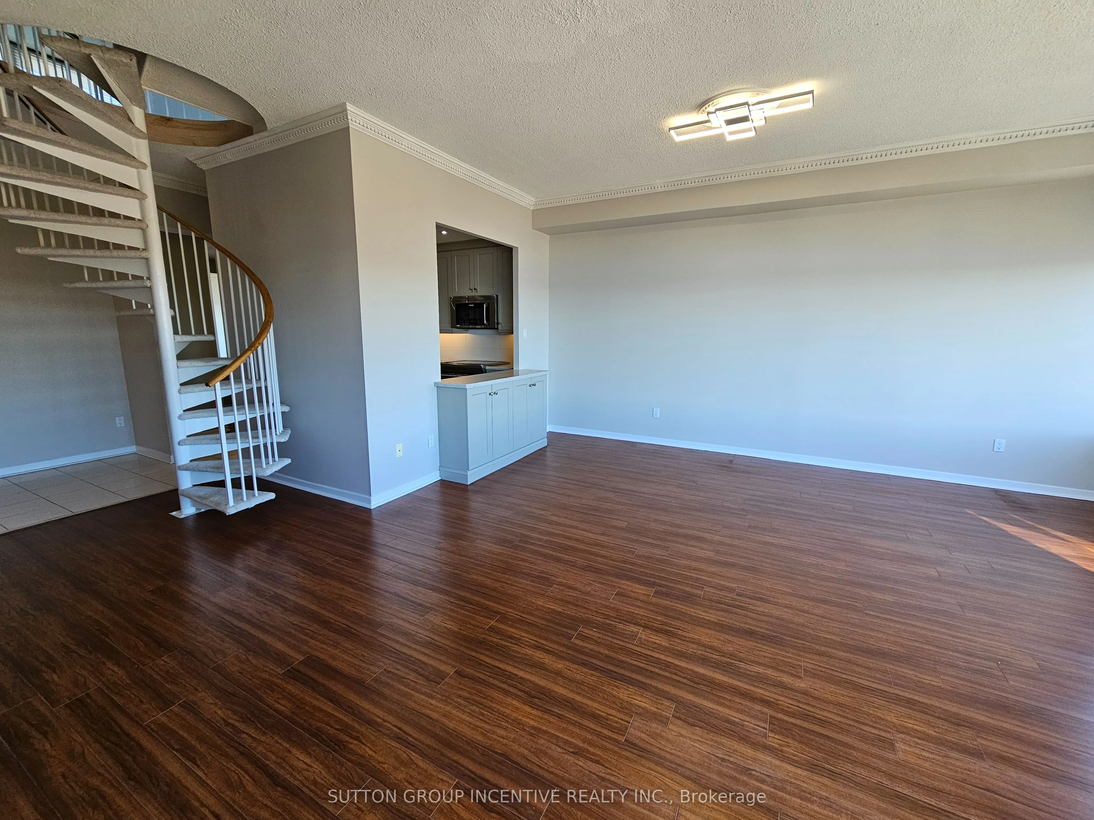 181 COLLIER Street, #PH-1503
