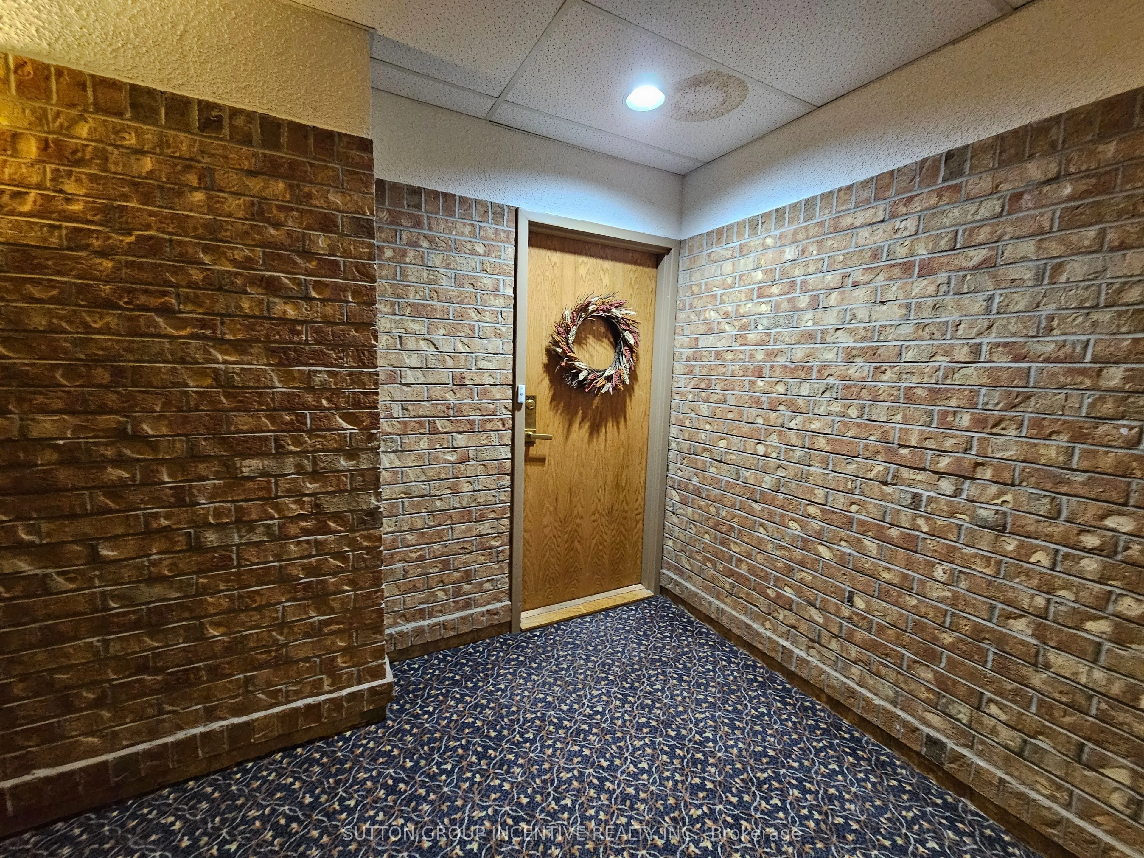 181 COLLIER Street, #PH-1503
