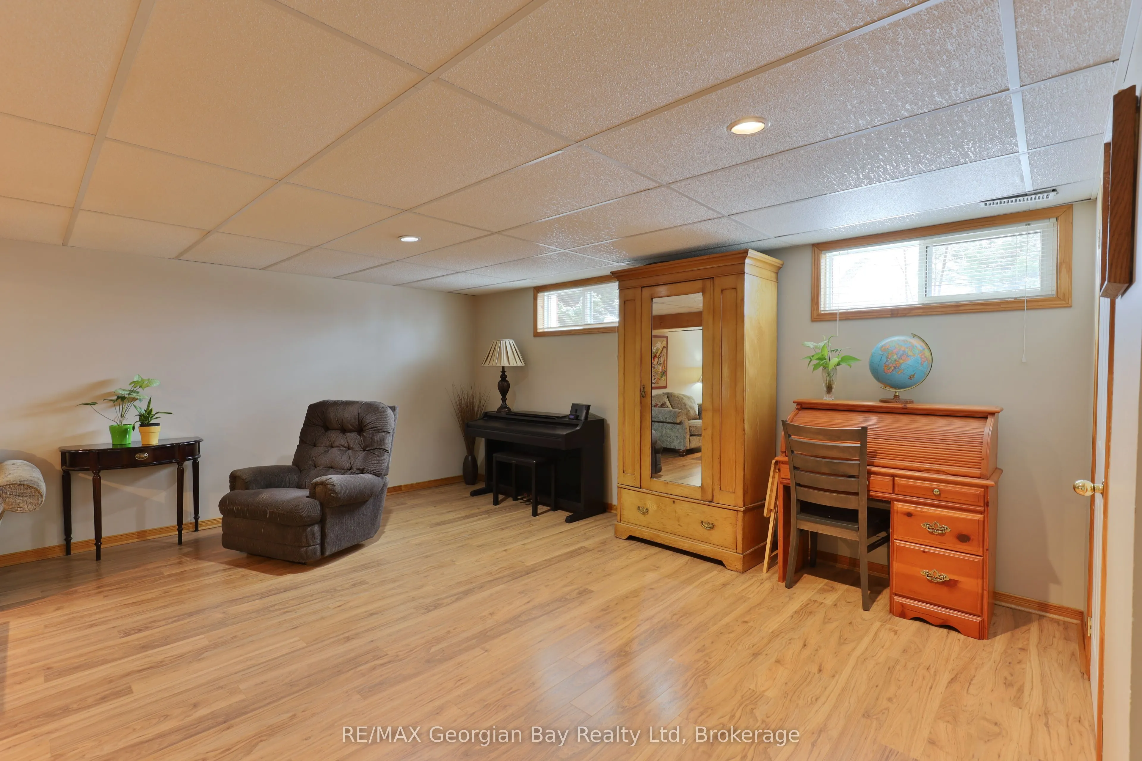32 BONAVENTURE Place