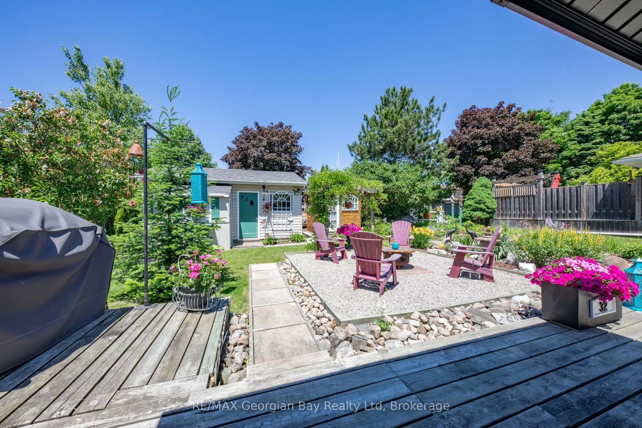 32 BONAVENTURE Place