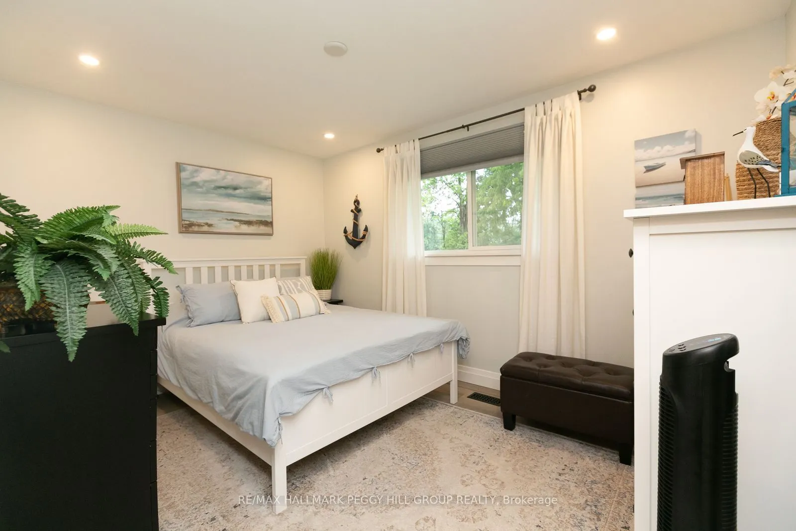 20 Ottaway Avenue, #Upper