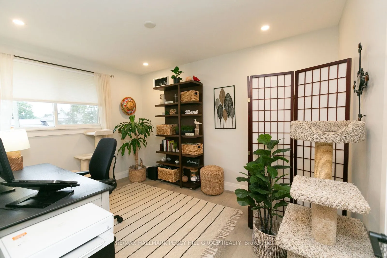 20 Ottaway Avenue, #Upper