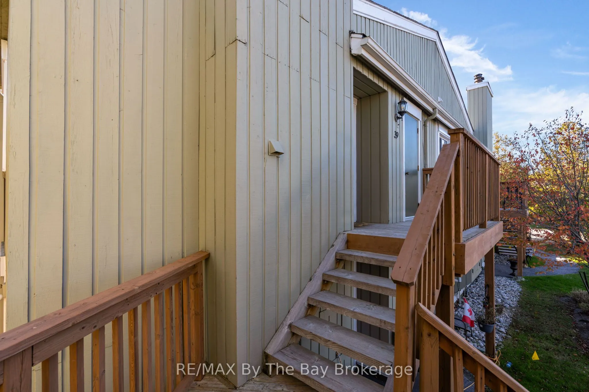 19 DAWSON Drive, #39