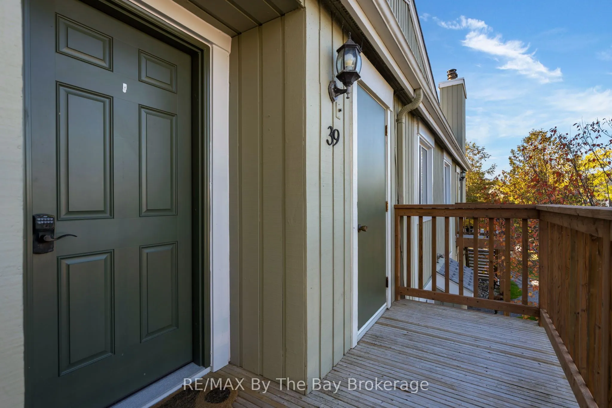 19 DAWSON Drive, #39