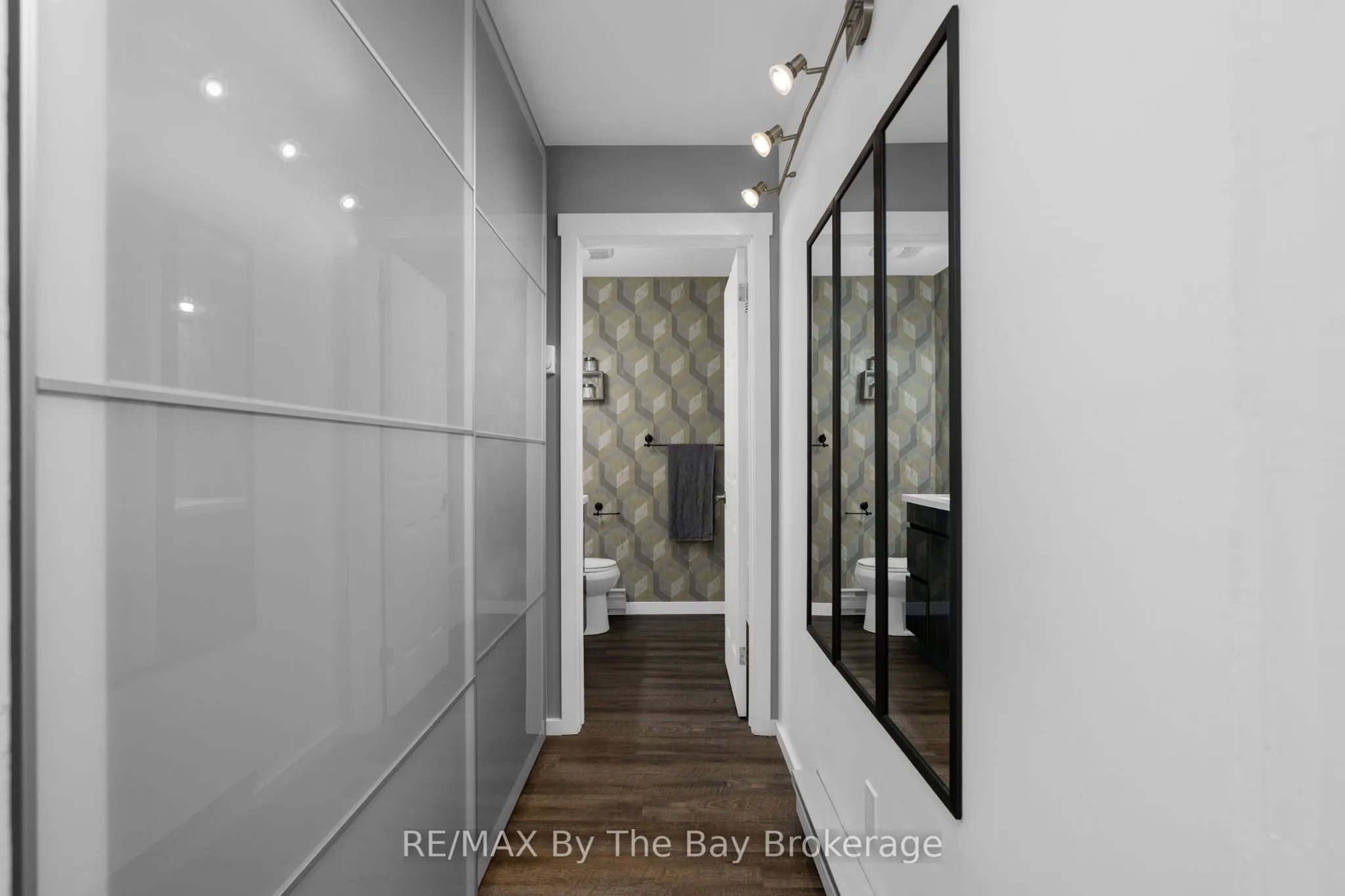 19 DAWSON Drive, #39