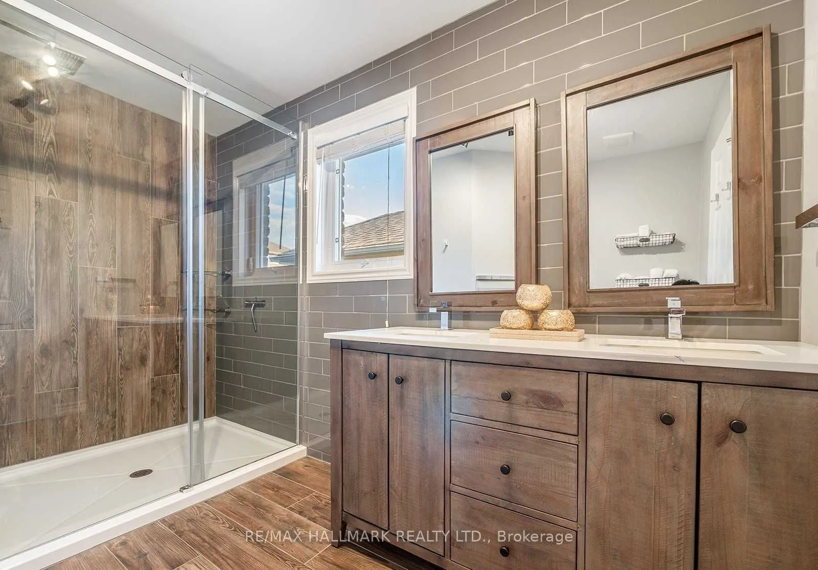 17 Silver Trail