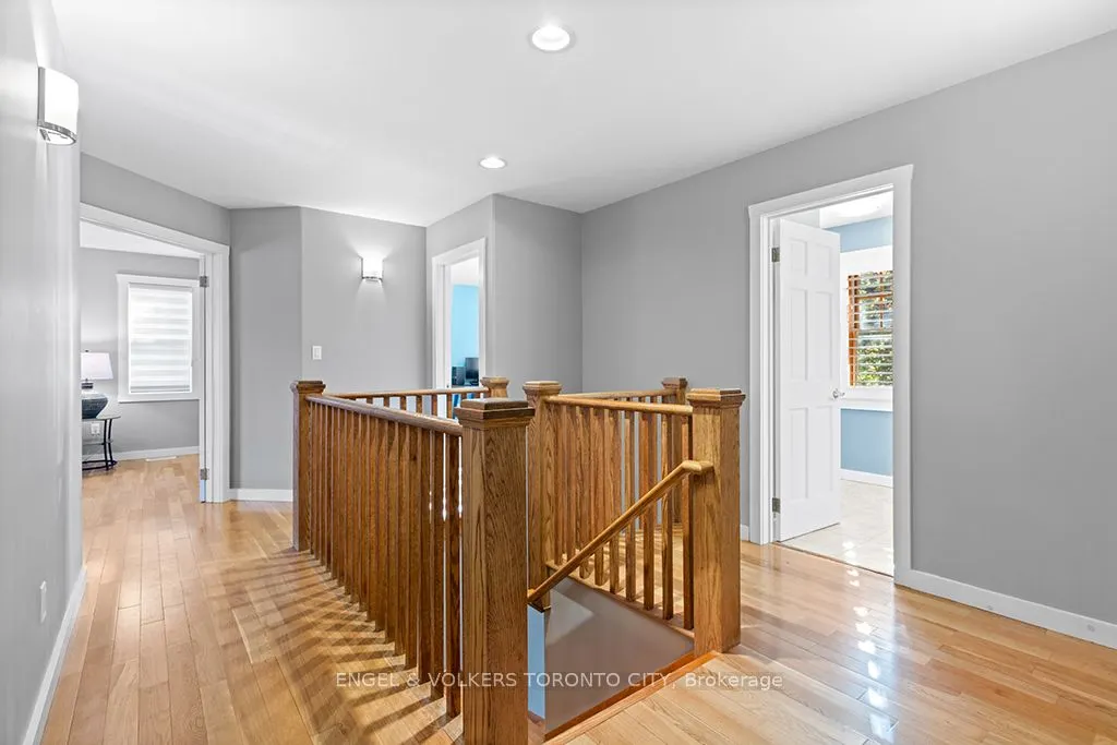 19 Indianola Crescent