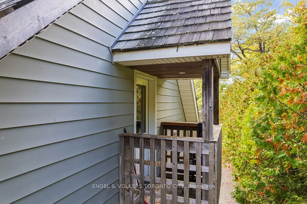 19 Indianola Crescent