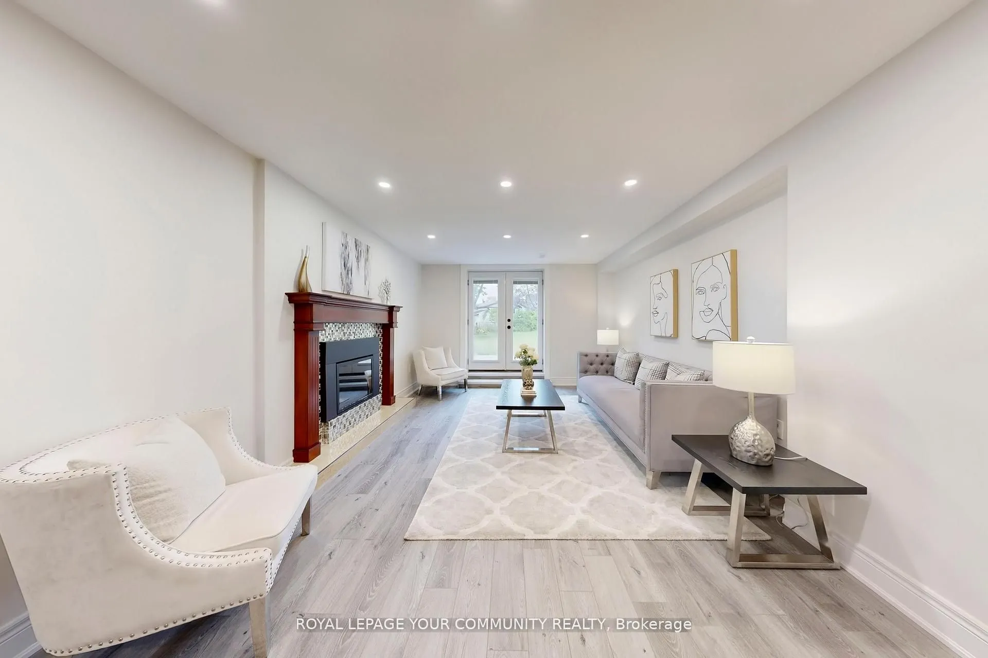 2 Charlotte Court