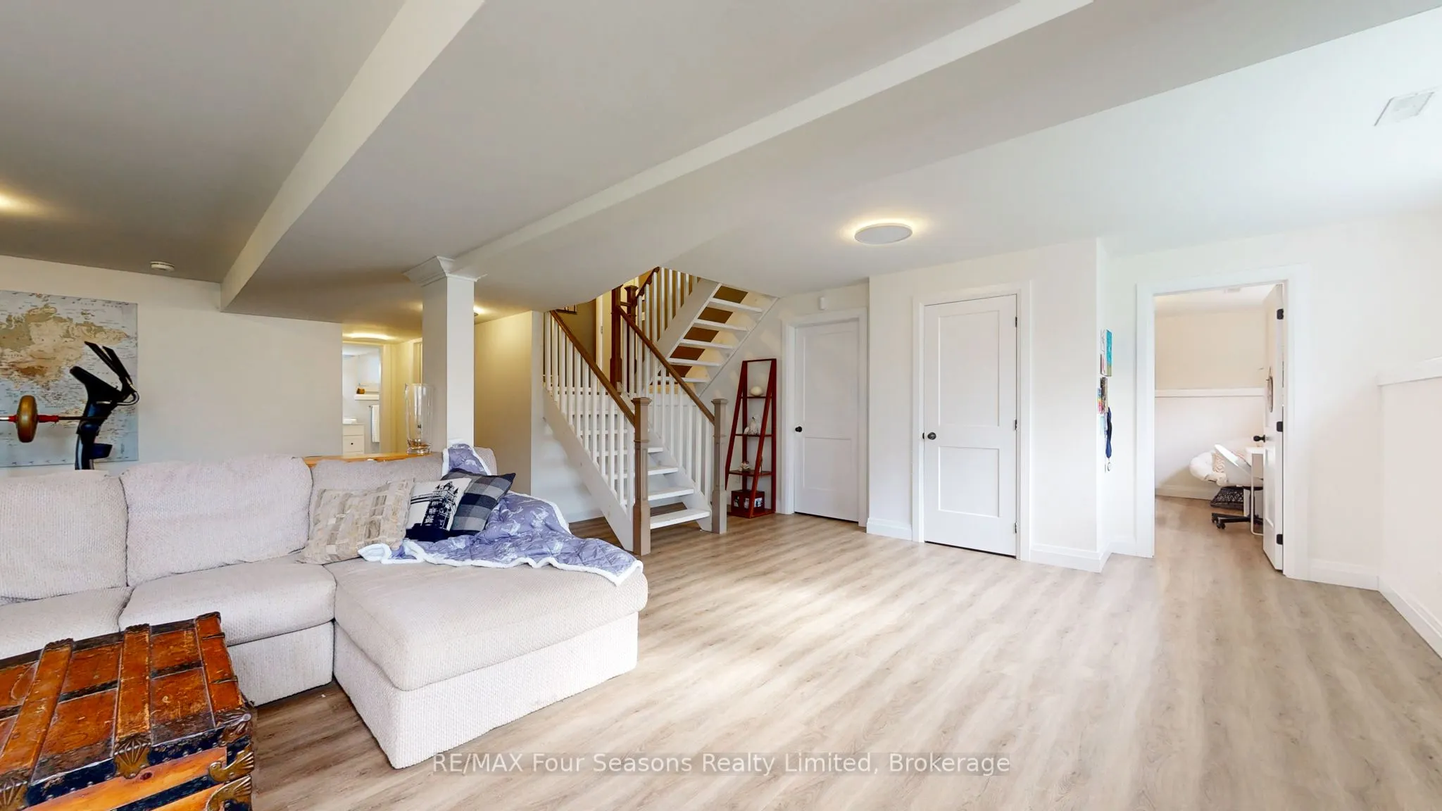328 Walnut Street