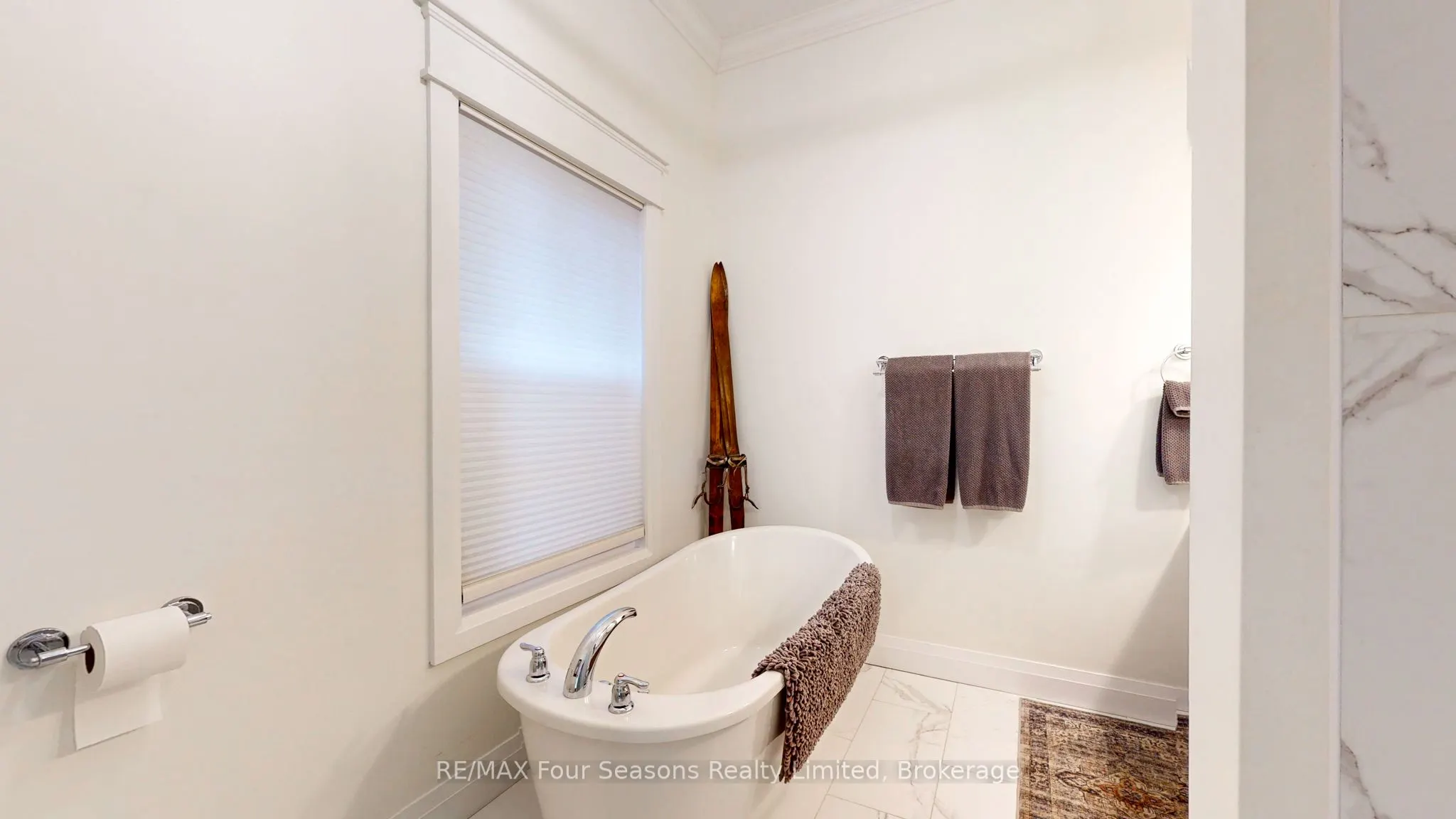 328 Walnut Street