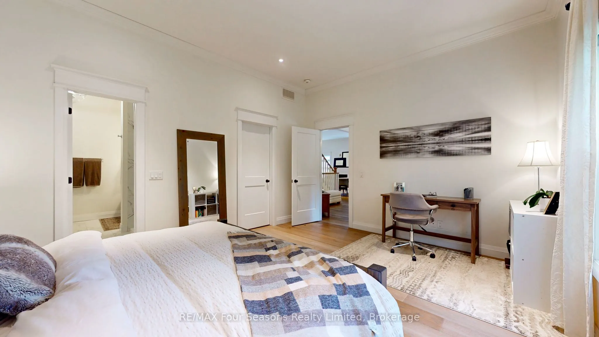 328 Walnut Street