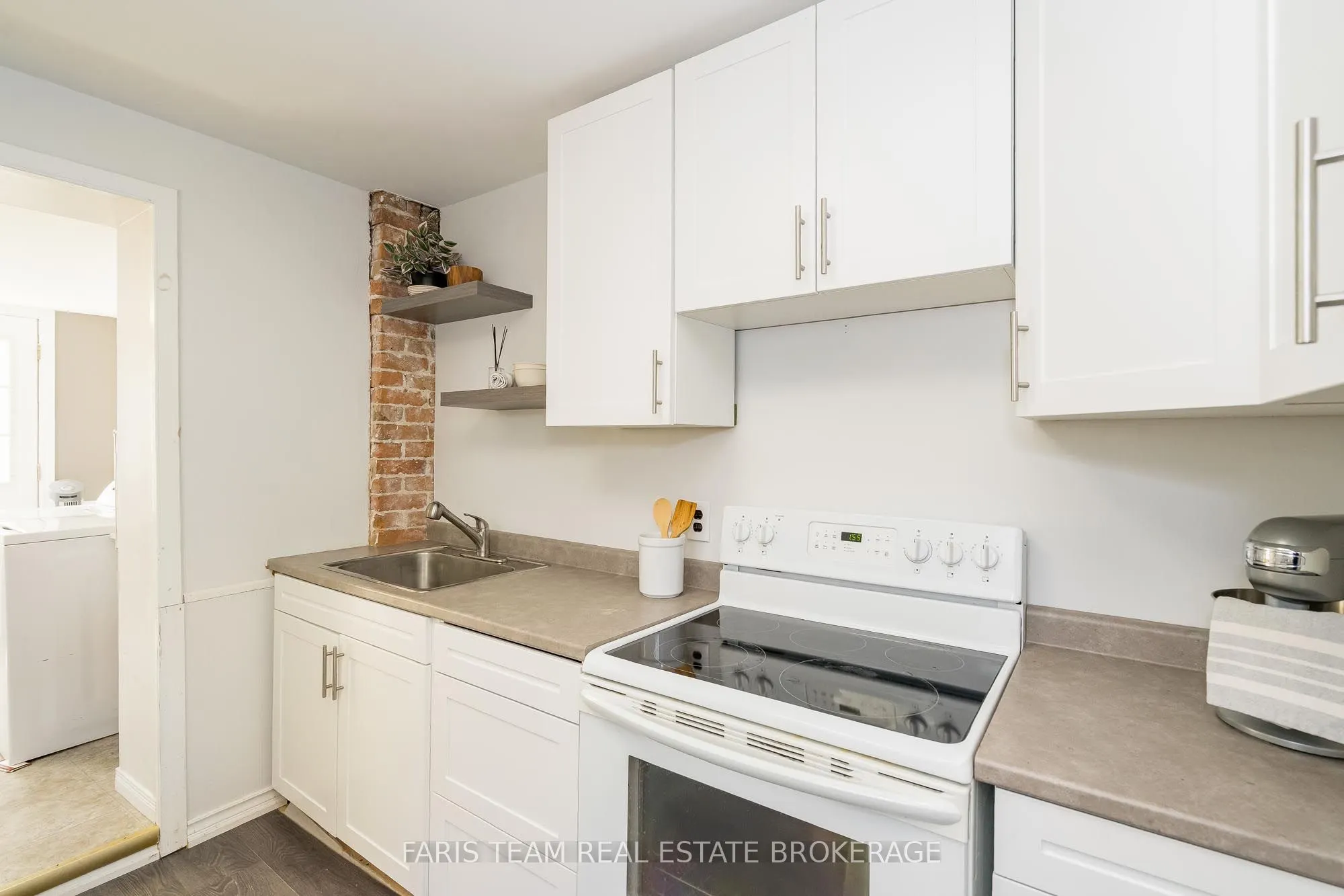 409 Dominion Avenue